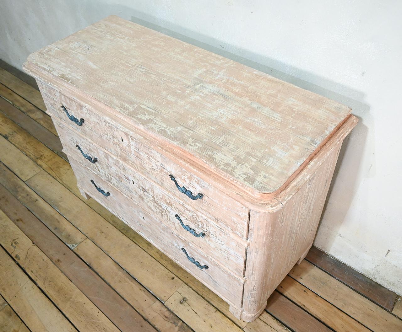 A 19th Century Swedish Painted Commode - Chest of Drawers   6