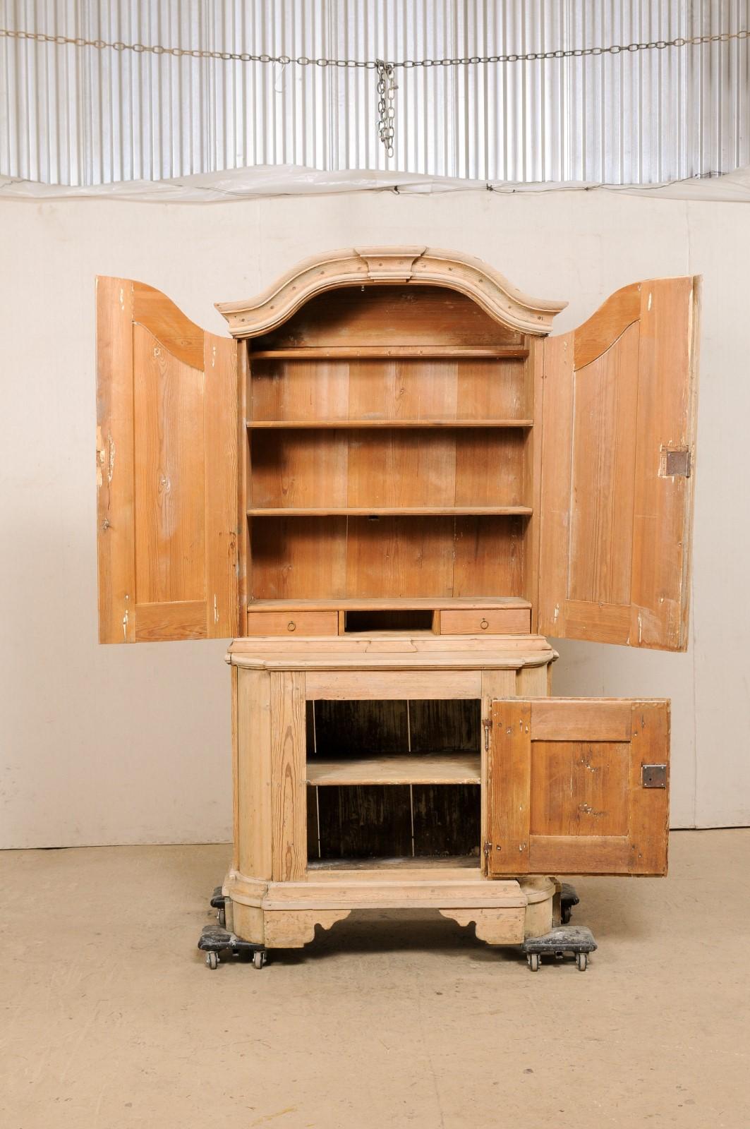 18th Century Swedish Period Rococo Pediment Cornice Wooden Cupboard Cabinet For Sale 6