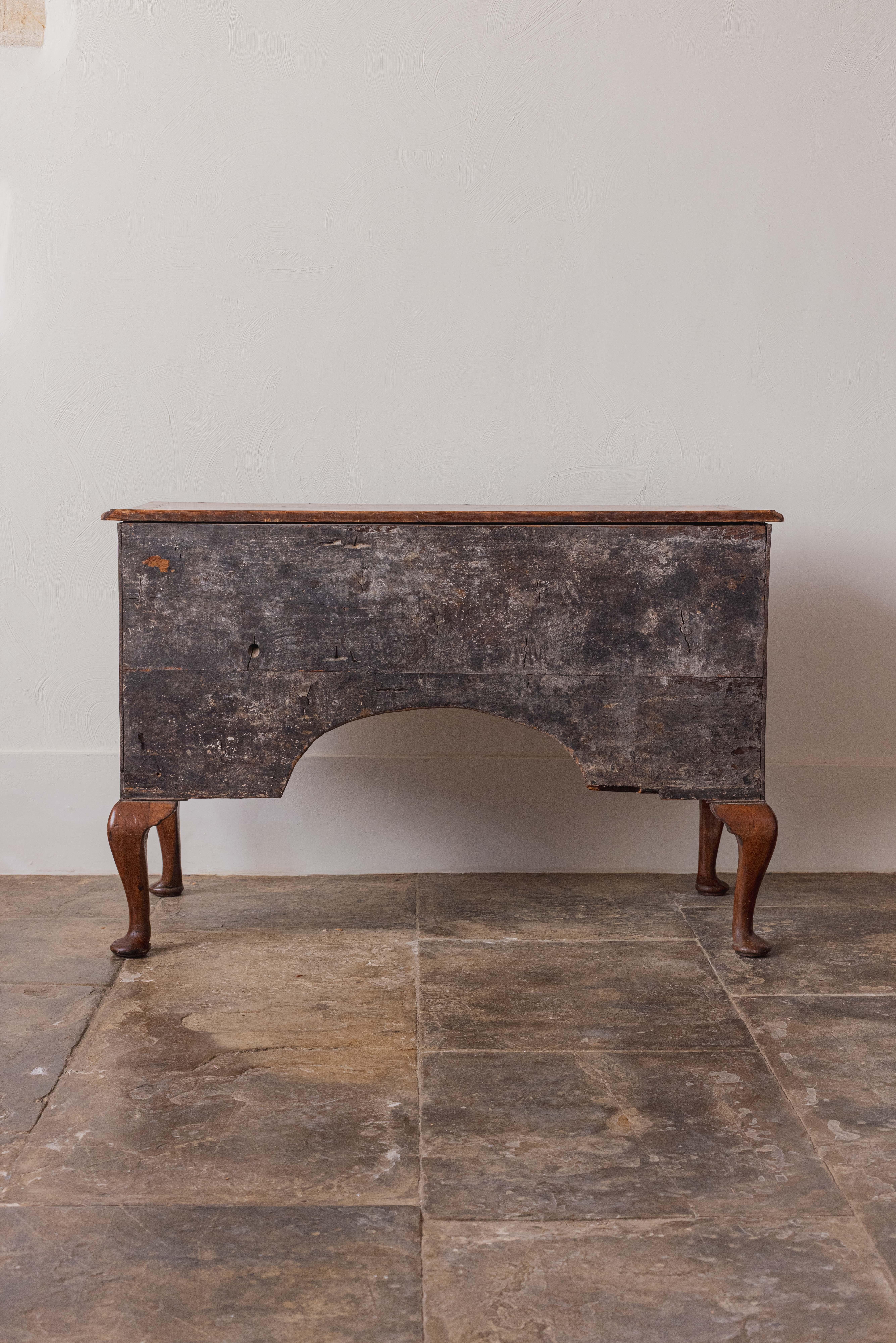 An 18th Century Walnut Lowboy For Sale 4