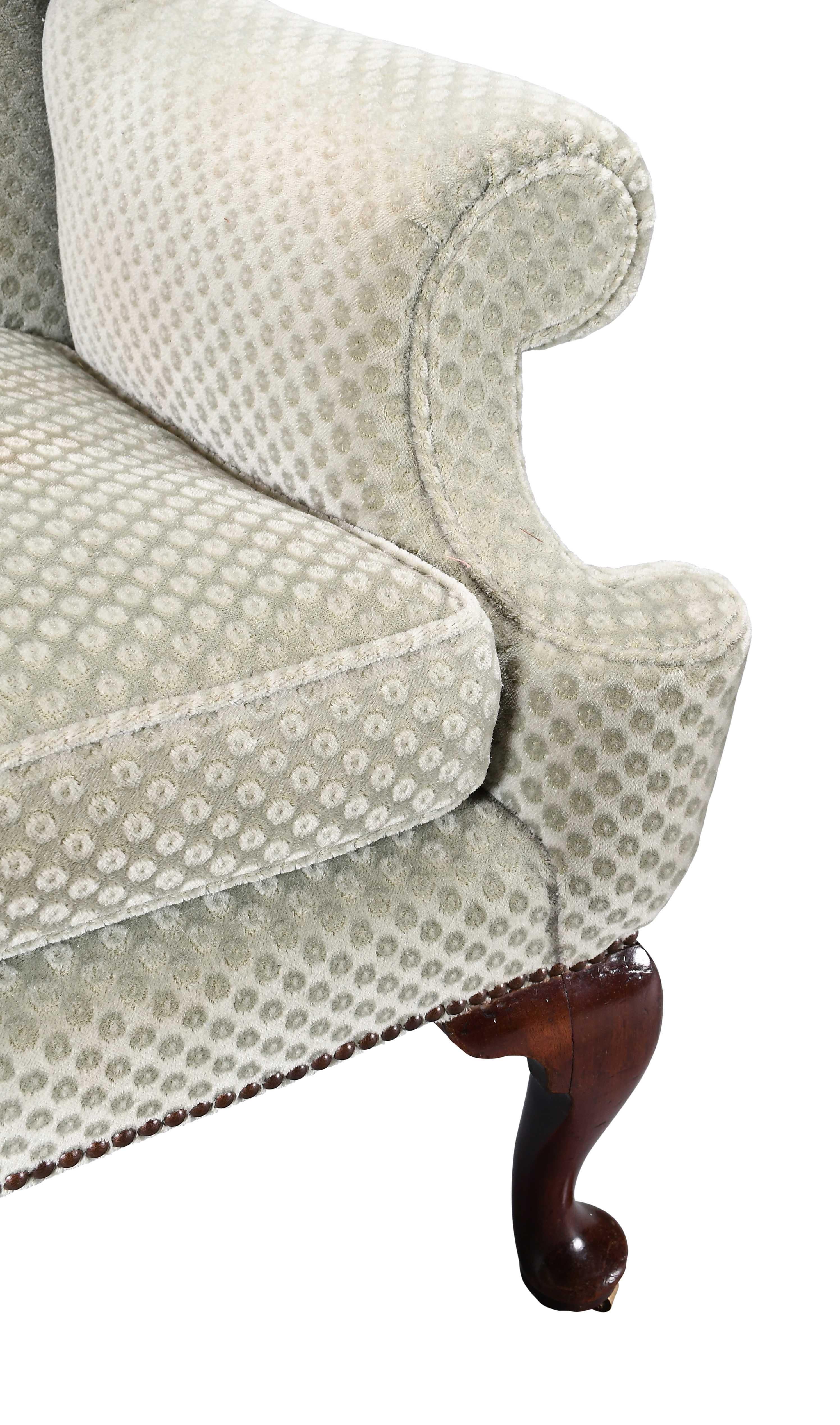 Una Silla de Ala de Nogal del Siglo XVIII Jorge II en venta