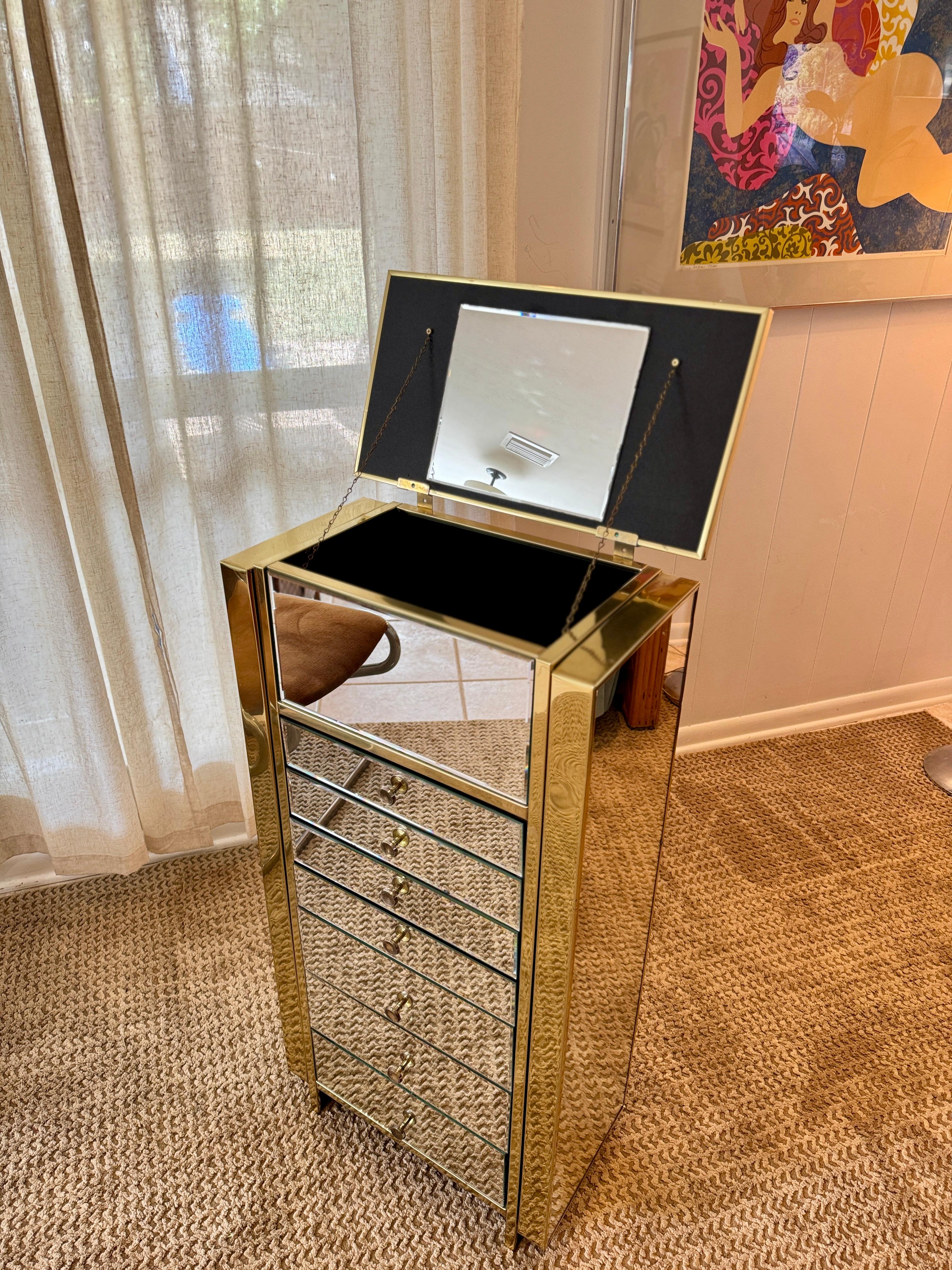 An absolutely fabulous mirrored armoire or jewelry case, circa 1970s For Sale 5