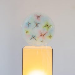 Plaque en verre fondu à motifs de papillons abstraits de Higgins