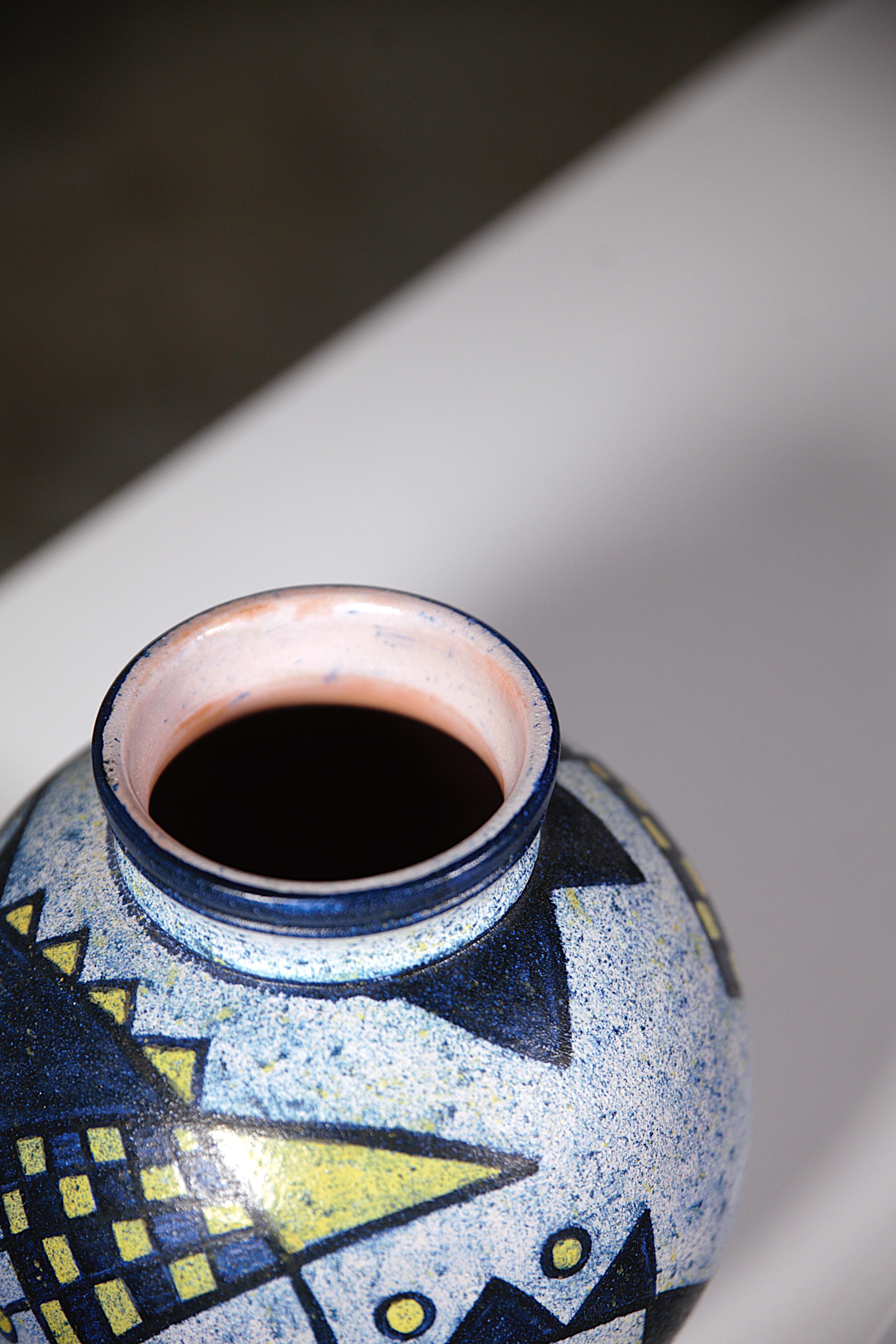 Vaso astratto in ceramica di Bernard Buffat Francia anni '70 in vendita 2