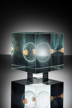 An abstract glass cube sculpture by Wilfried Grootens "breakout S2" from 2019