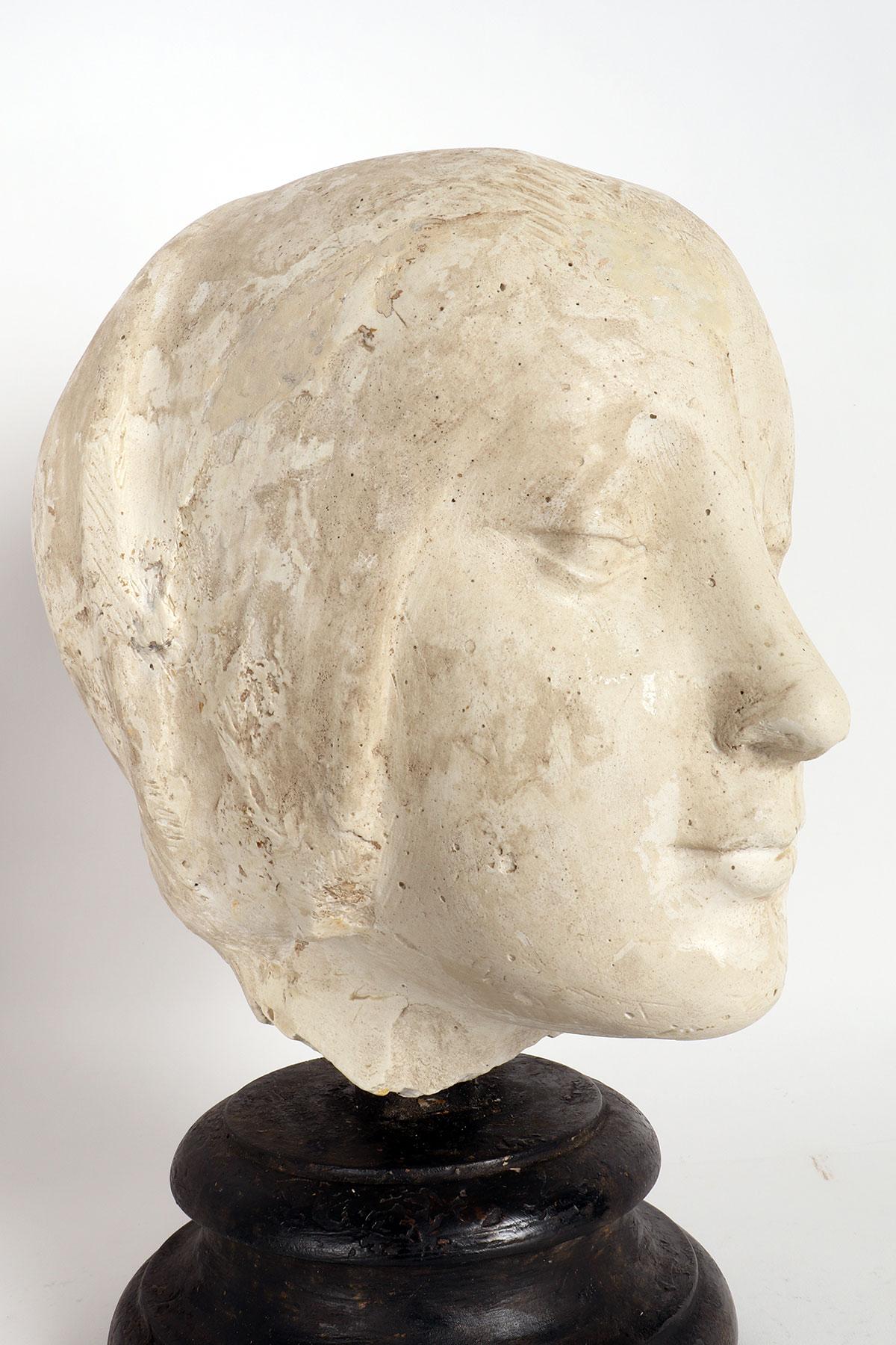 Ein akademischer Abguss, der den Kopf von Eleonora D'Aragona darstellt, Italien 1890. (19. Jahrhundert) im Angebot