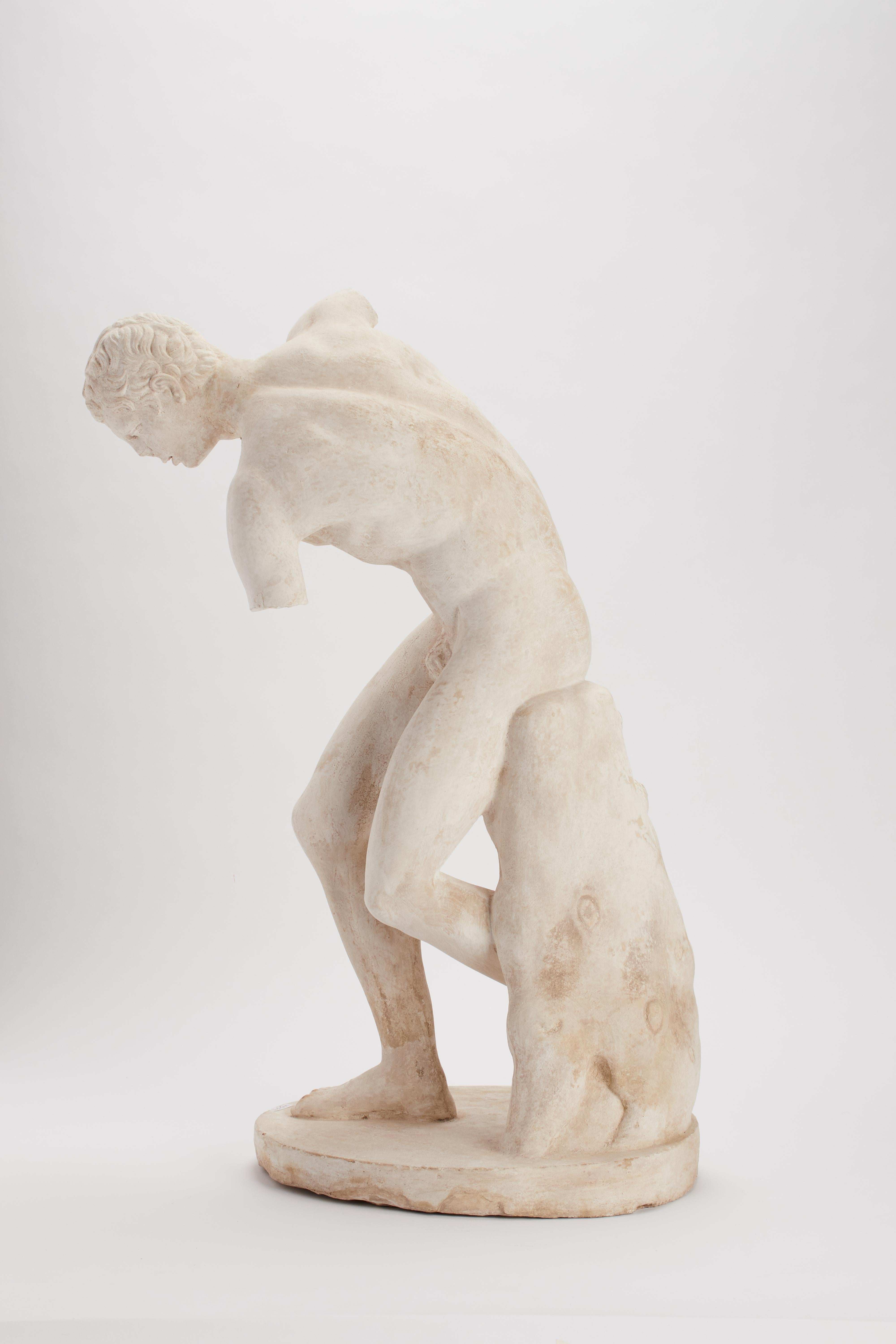 Vaciado académico de una escultura que representa a un lanzador de disco, Italia 1890. en Bueno estado para la venta en Milan, IT