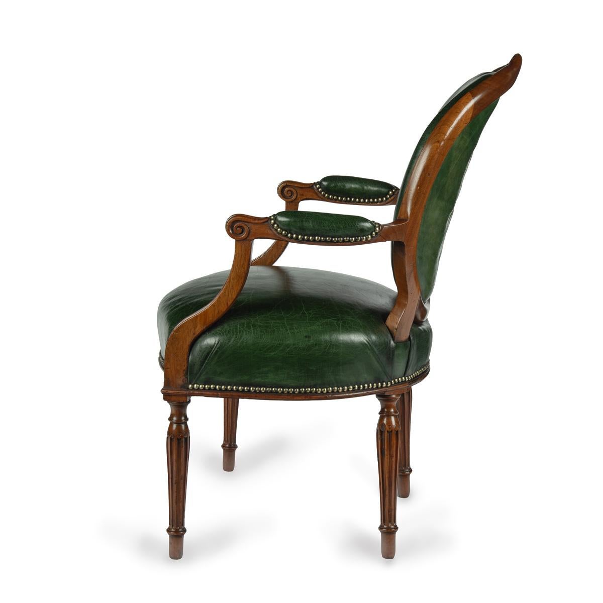 Un sillón del periodo Adam de la suite hecha para el duque de Newcastle en Clumber en Bueno estado para la venta en Lymington, Hampshire