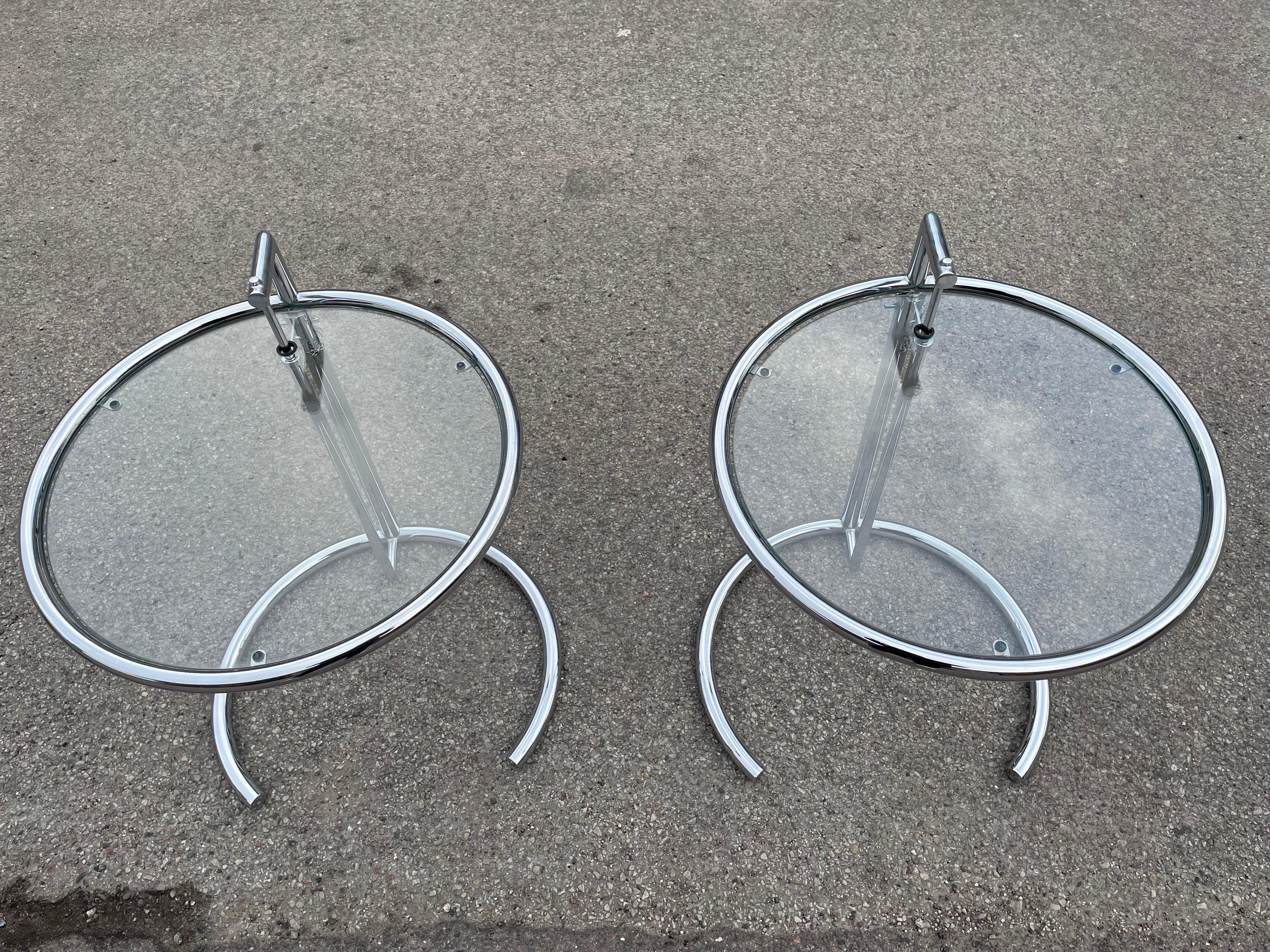 Italian An adjustable set of 1980´s sidetables or Night Stands in chrome and glass For Sale