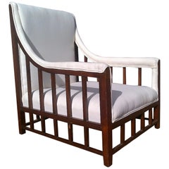 Aesthetic Movement Sillón anglojaponés de caoba con detalles de celosía