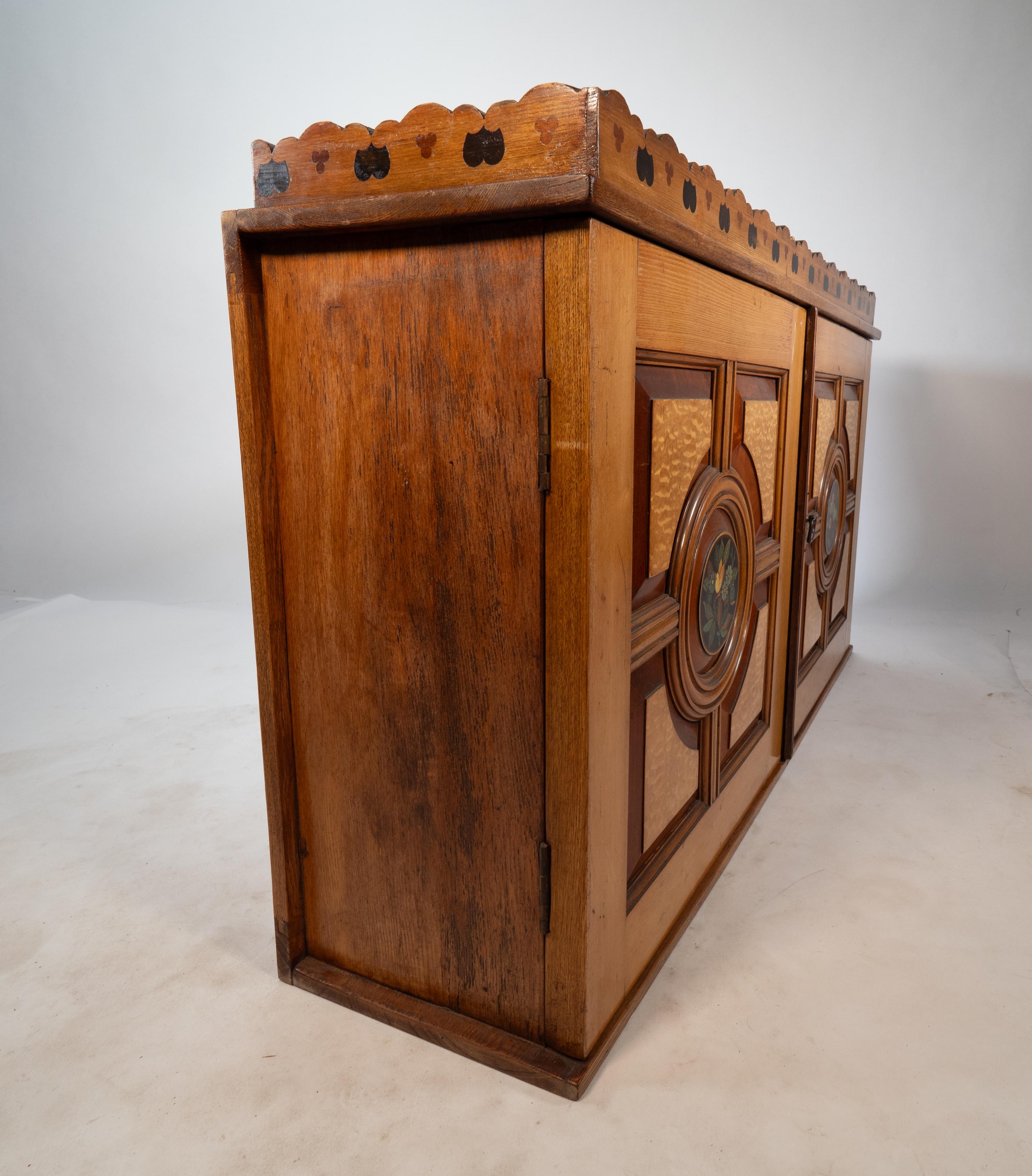 Aesthetic Movement Ash & fiddle back Ash wall cabinet inlaid with floral panels. For Sale 8