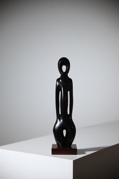 Una escultura africanista de Pierre Dedieu Escultor francés Francia años 40