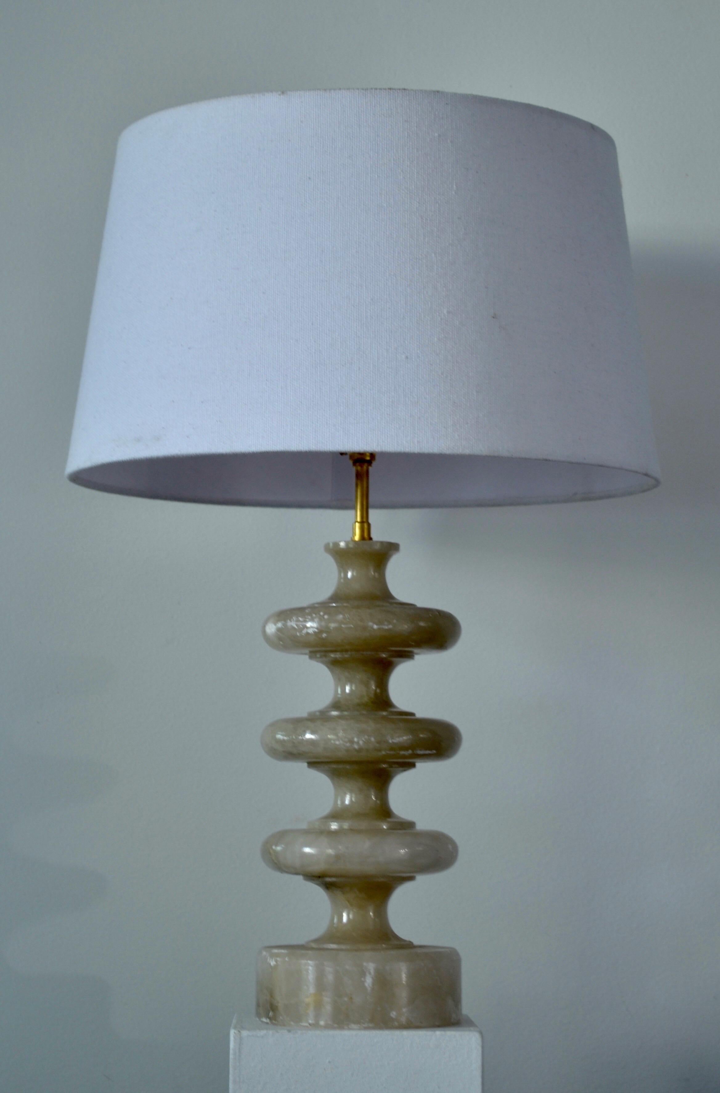 Lampe de table en albâtre - Italie - 1970 Bon état - En vente à SOTTEVILLE-LÈS-ROUEN, FR