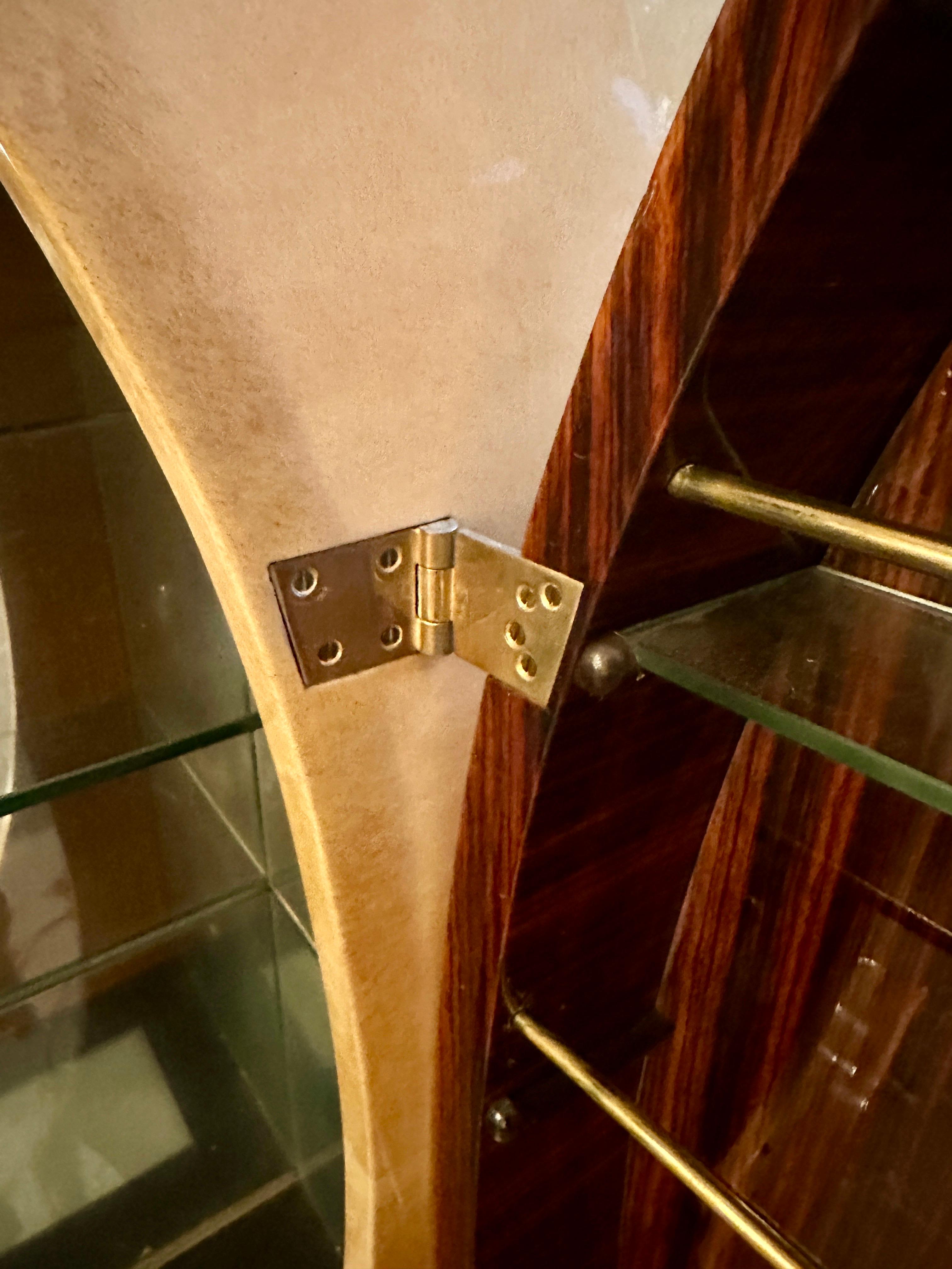 Un mueble bar en pergamino Aldo Tura Bar en seco en venta 4