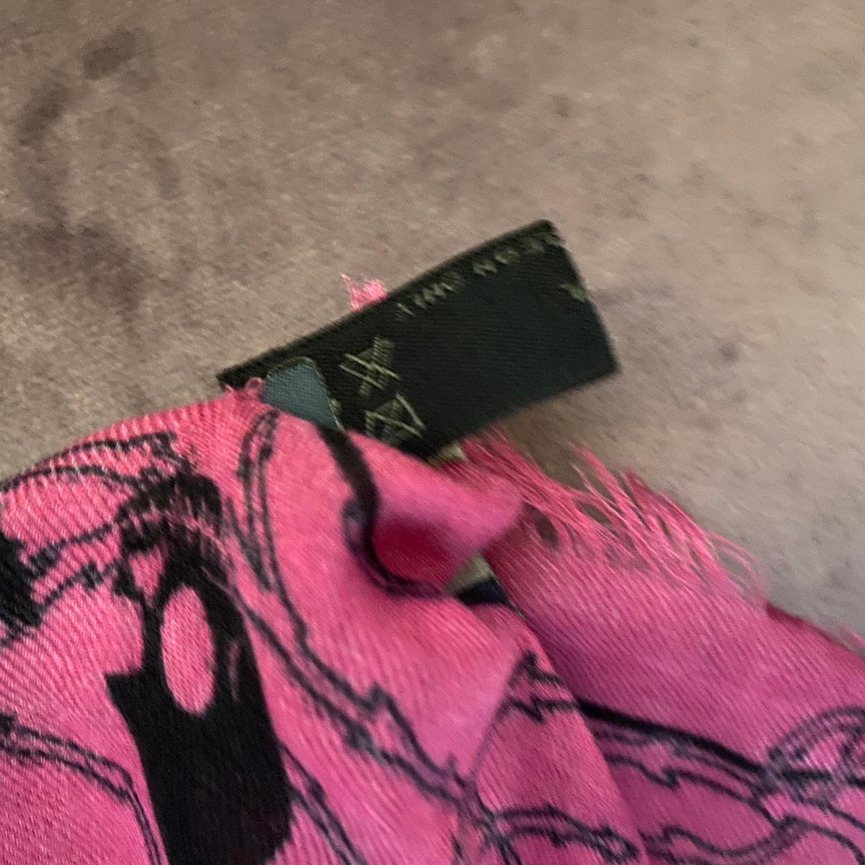 An Alexander McQueen Never Worn Italian Pink Shocking and Black Scarf 7