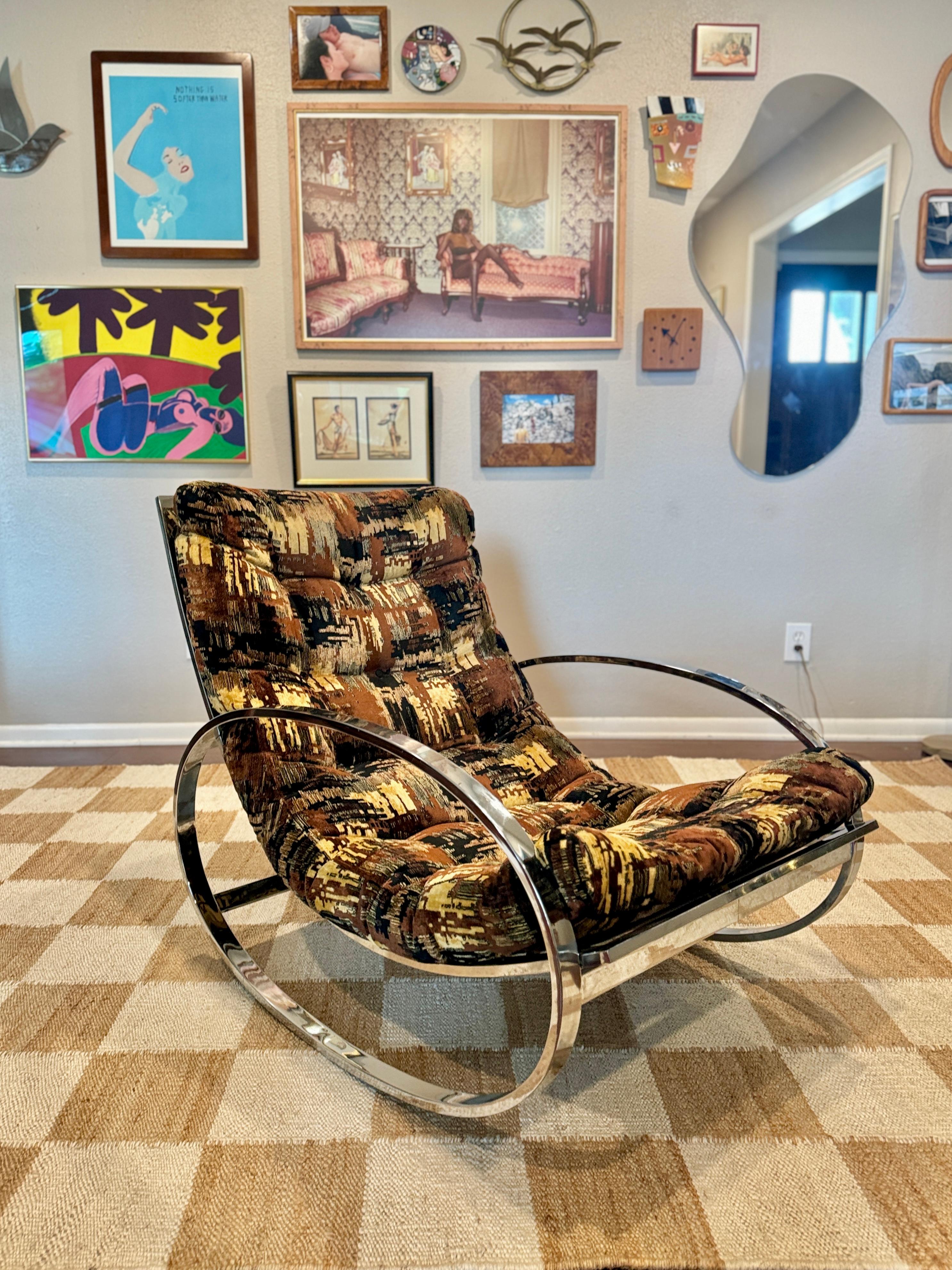 An all original vintage rocking lounger designed by Renato Zevi circa 1970s en vente 4