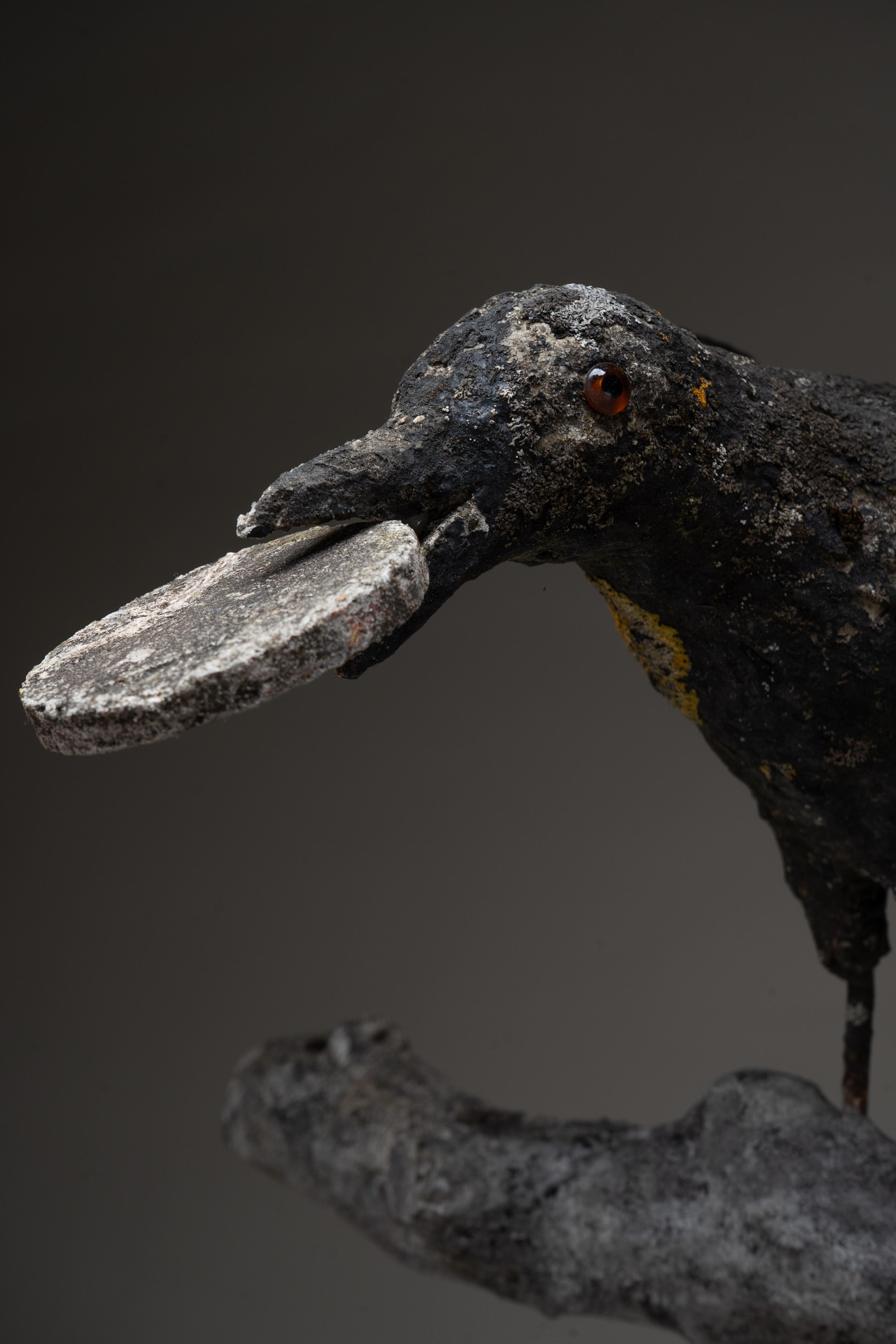 An Allegorical Sculpture of a Dog and A Crow on a Tree 10