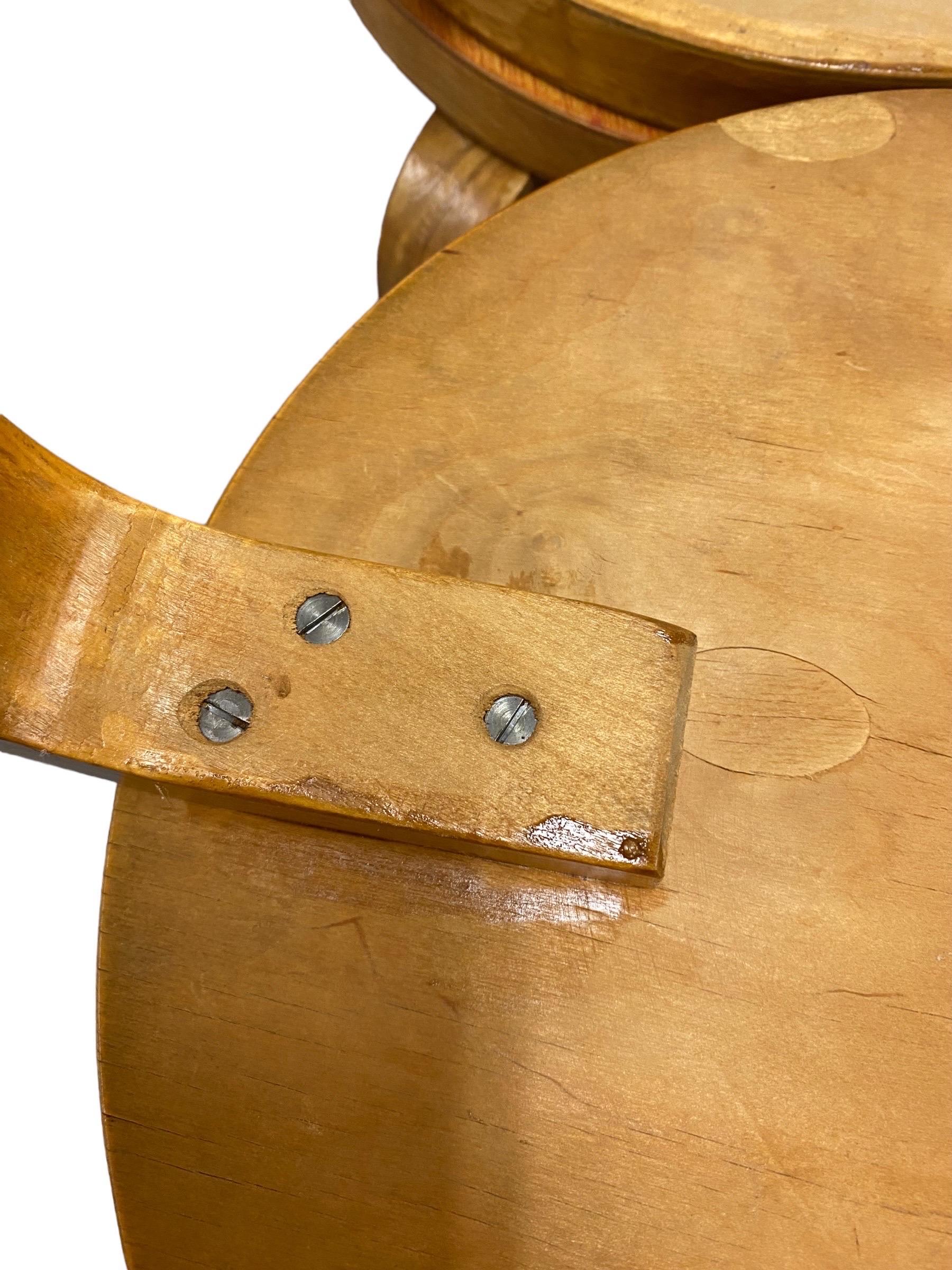 Ensemble de 4 tabourets empilables à 3 pieds Alvar Aalto+Aalto modèle 60 en Brich, Artek années 1930 en vente 4
