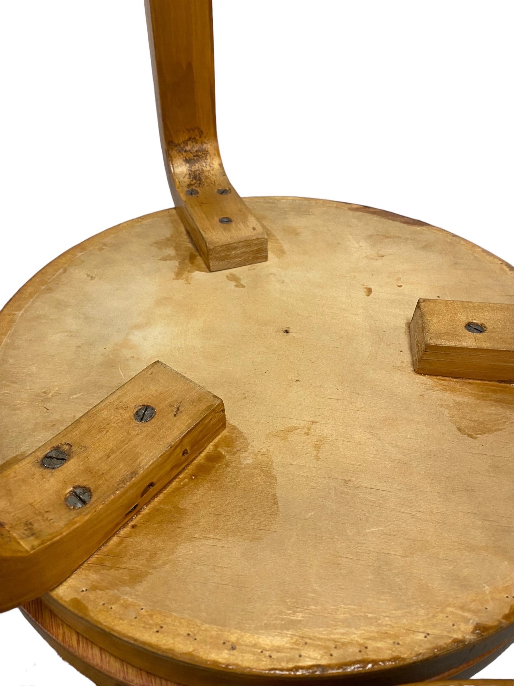 Ensemble de 4 tabourets empilables à 3 pieds Alvar Aalto+Aalto modèle 60 en Brich, Artek années 1930 en vente 5
