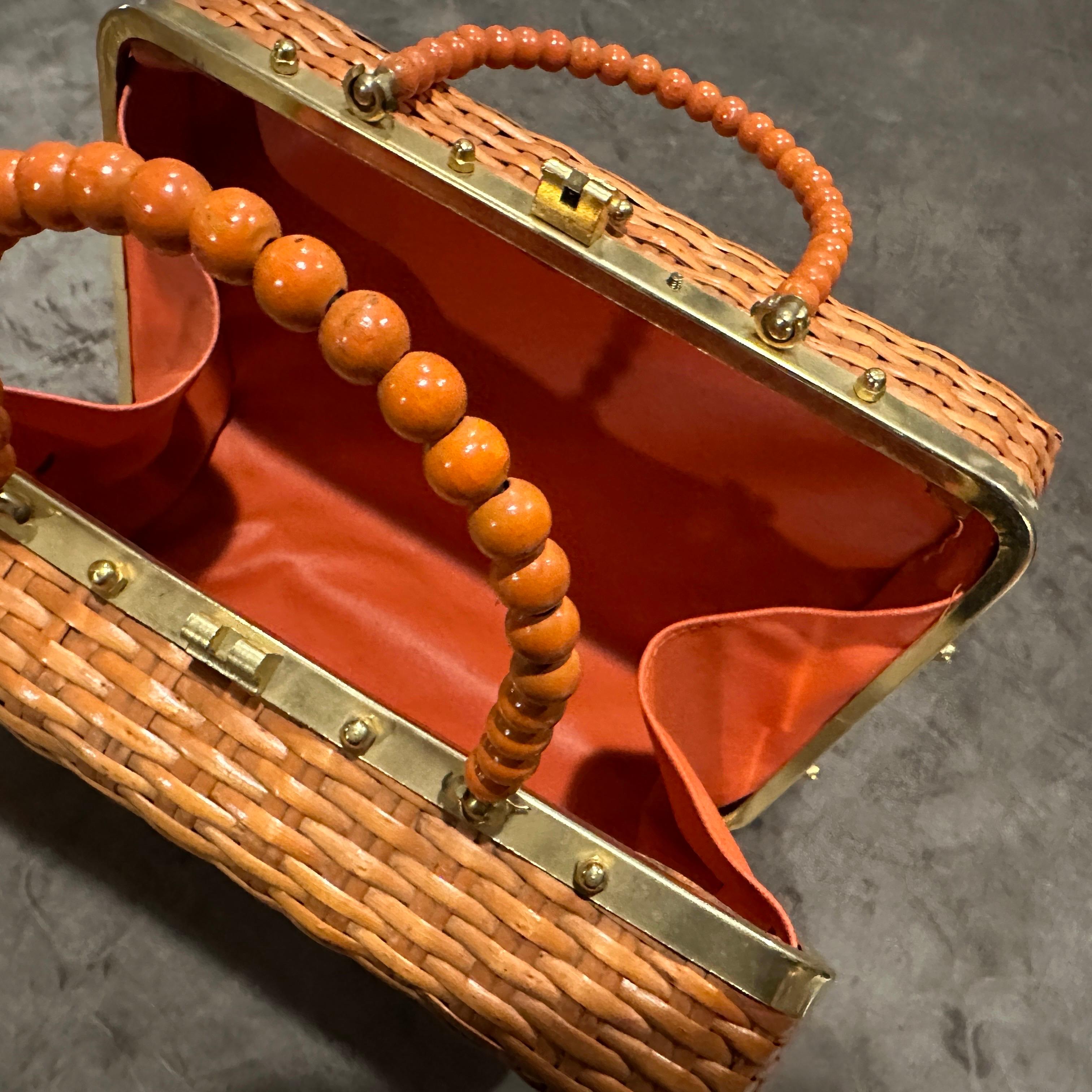 An Amazing 1950s Wicker, Brass and Orange Leather Italian Hand-Bag For Sale 9