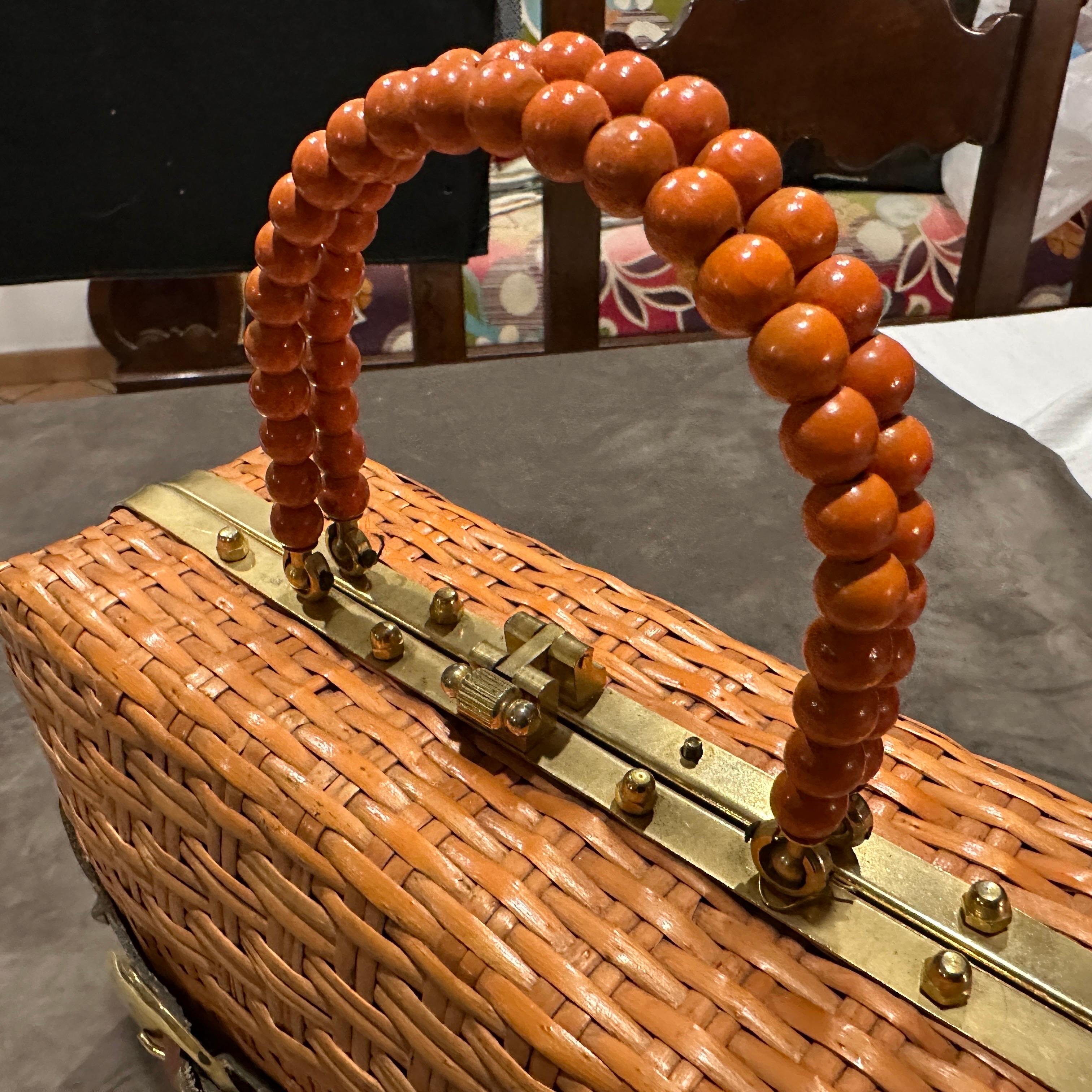 An Amazing 1950s Wicker, Brass and Orange Leather Italian Hand-Bag For Sale 2