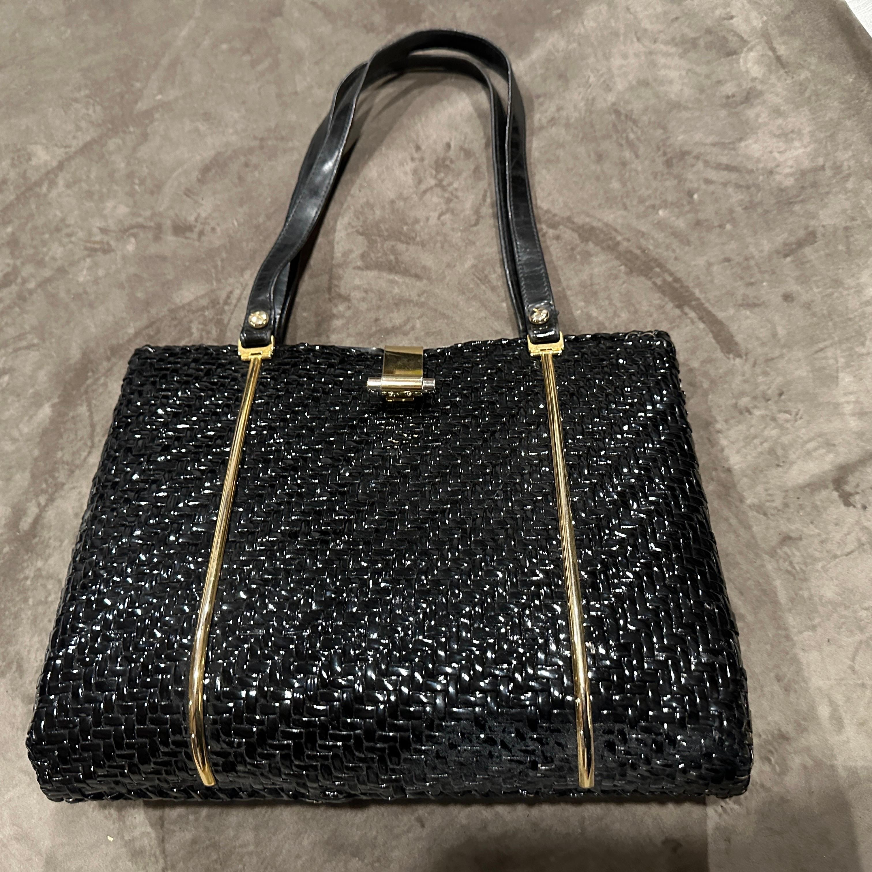 Un'incredibile borsa a mano italiana del 1960 in vimini nero intrecciato e ottone in vendita 7