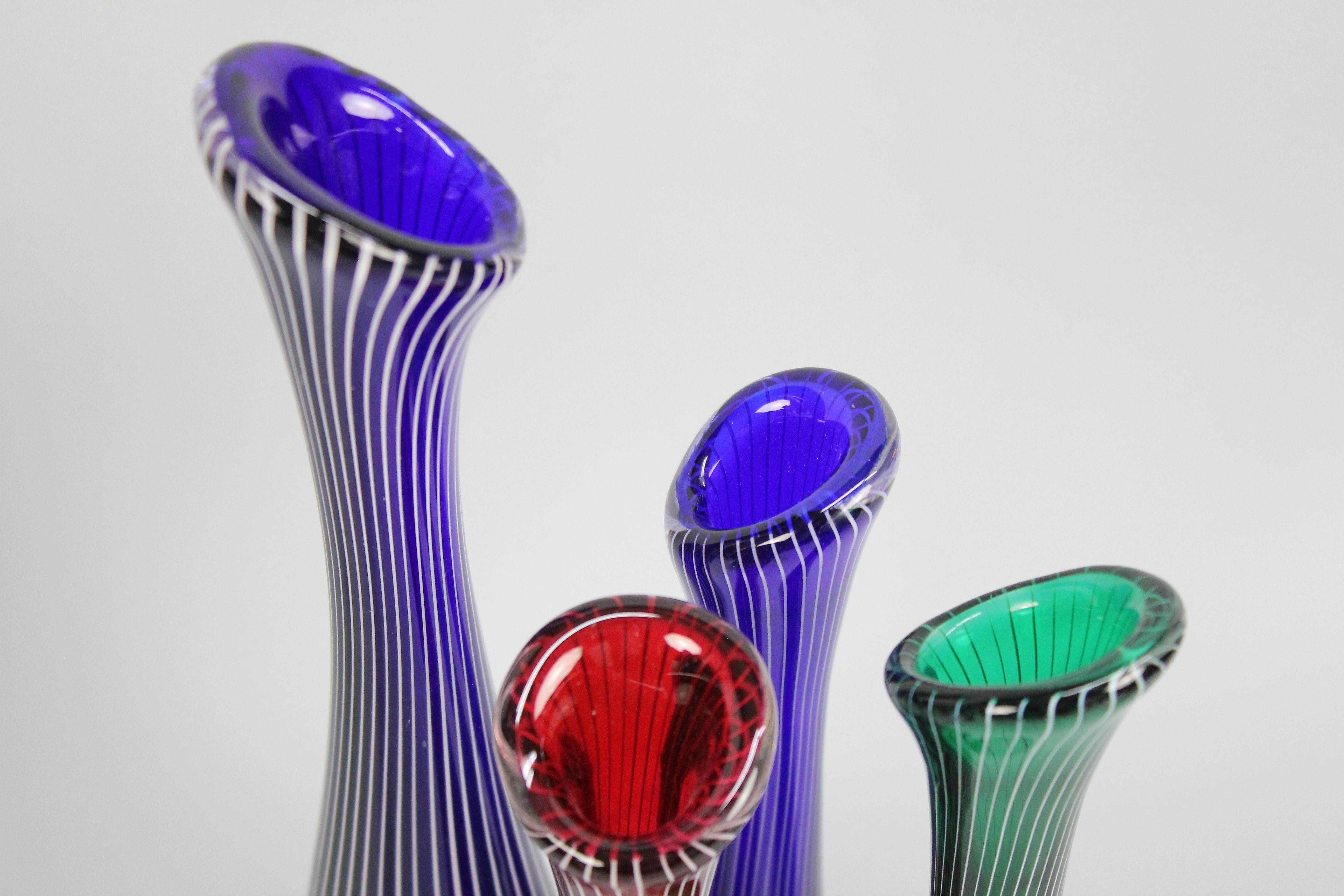 An Amazing Set of Eight 1950s Stripe Vases by Vicke Lindstrand for Kosta Sweden. For Sale 4