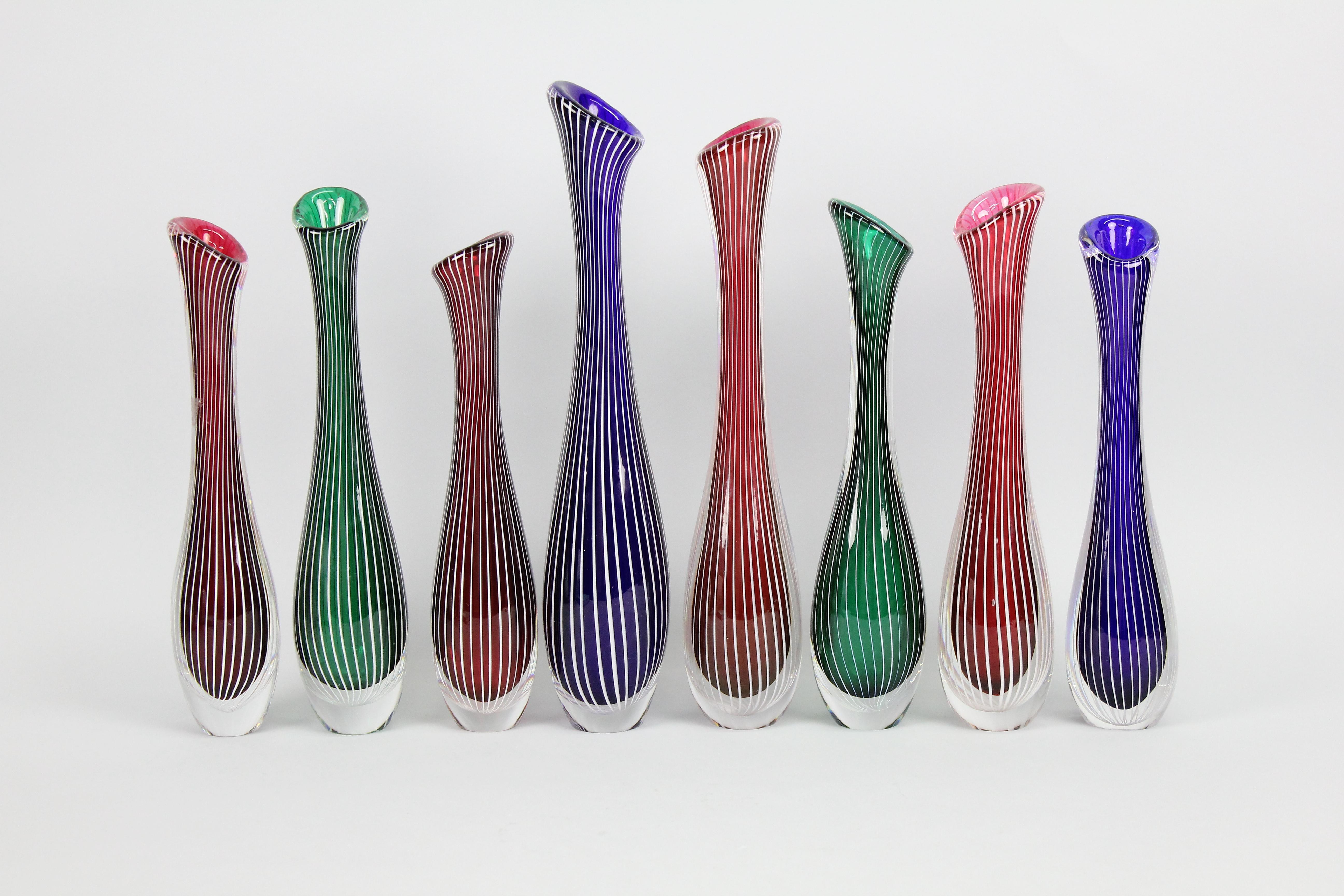An Amazing Set of Eight 1950s Stripe Vases by Vicke Lindstrand for Kosta Sweden. For Sale 7