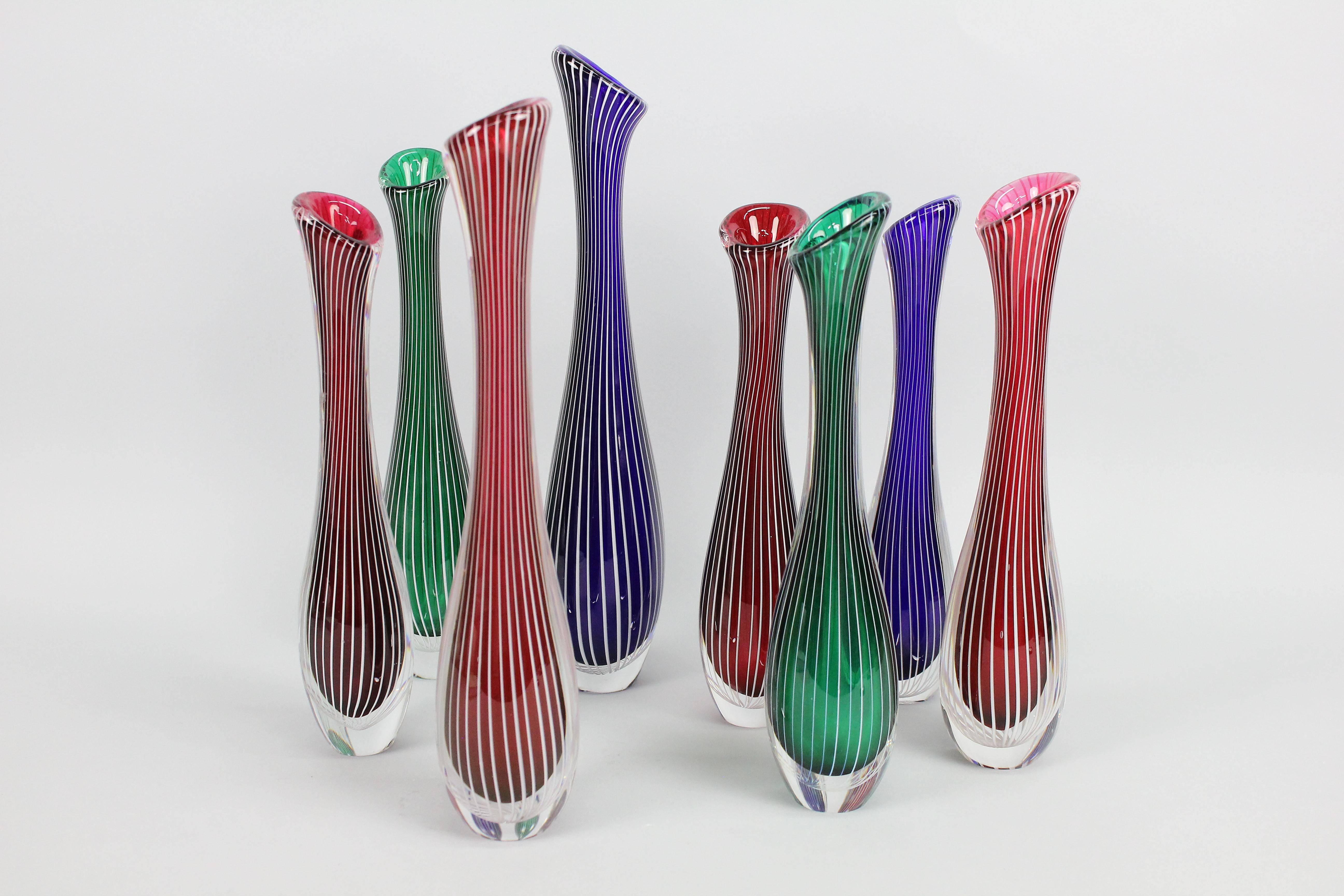 An Amazing Set of Eight 1950s Stripe Vases by Vicke Lindstrand for Kosta Sweden. For Sale 9