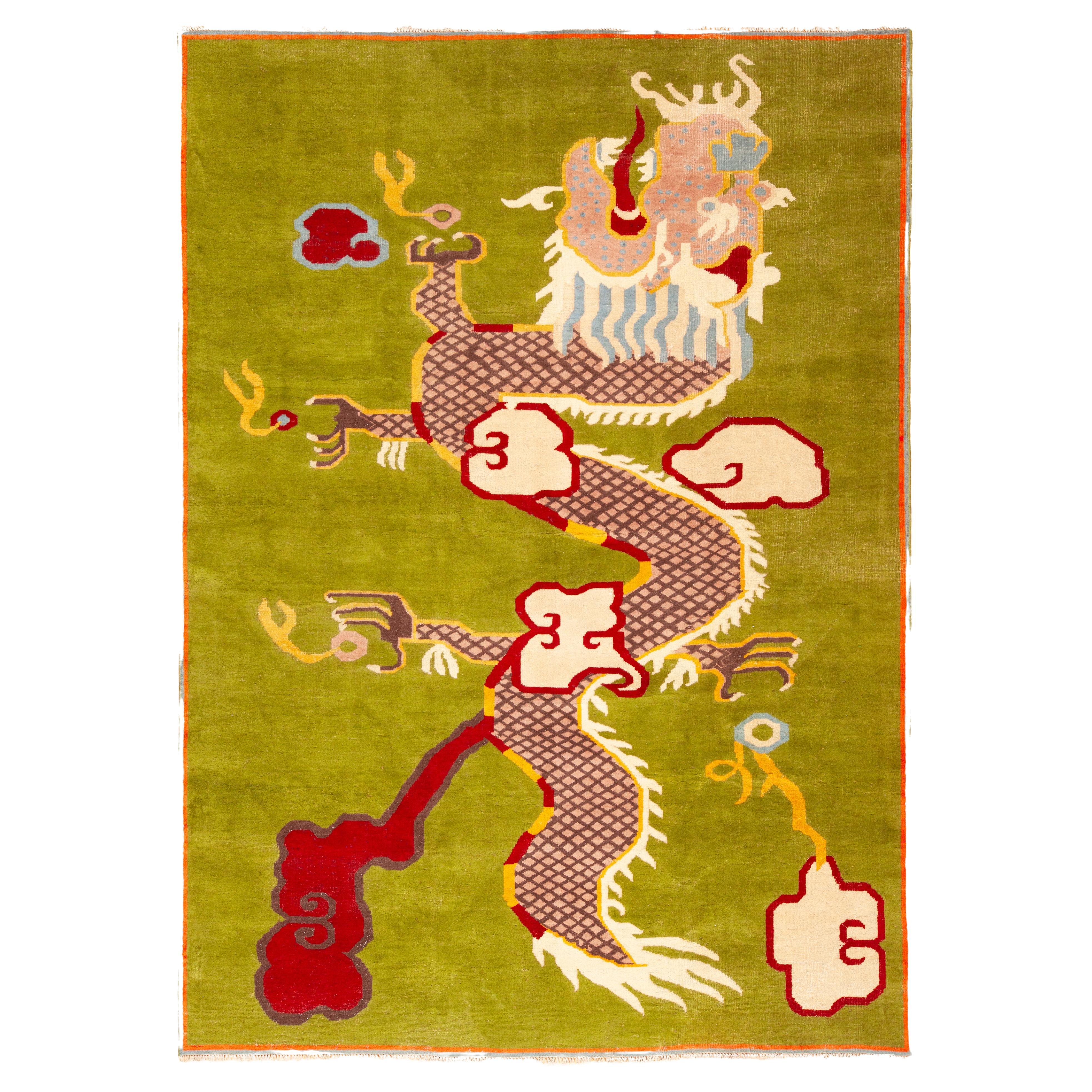 Magnifique tapis indien vintage à motif de dragon vert 7'1" x 10' en vente