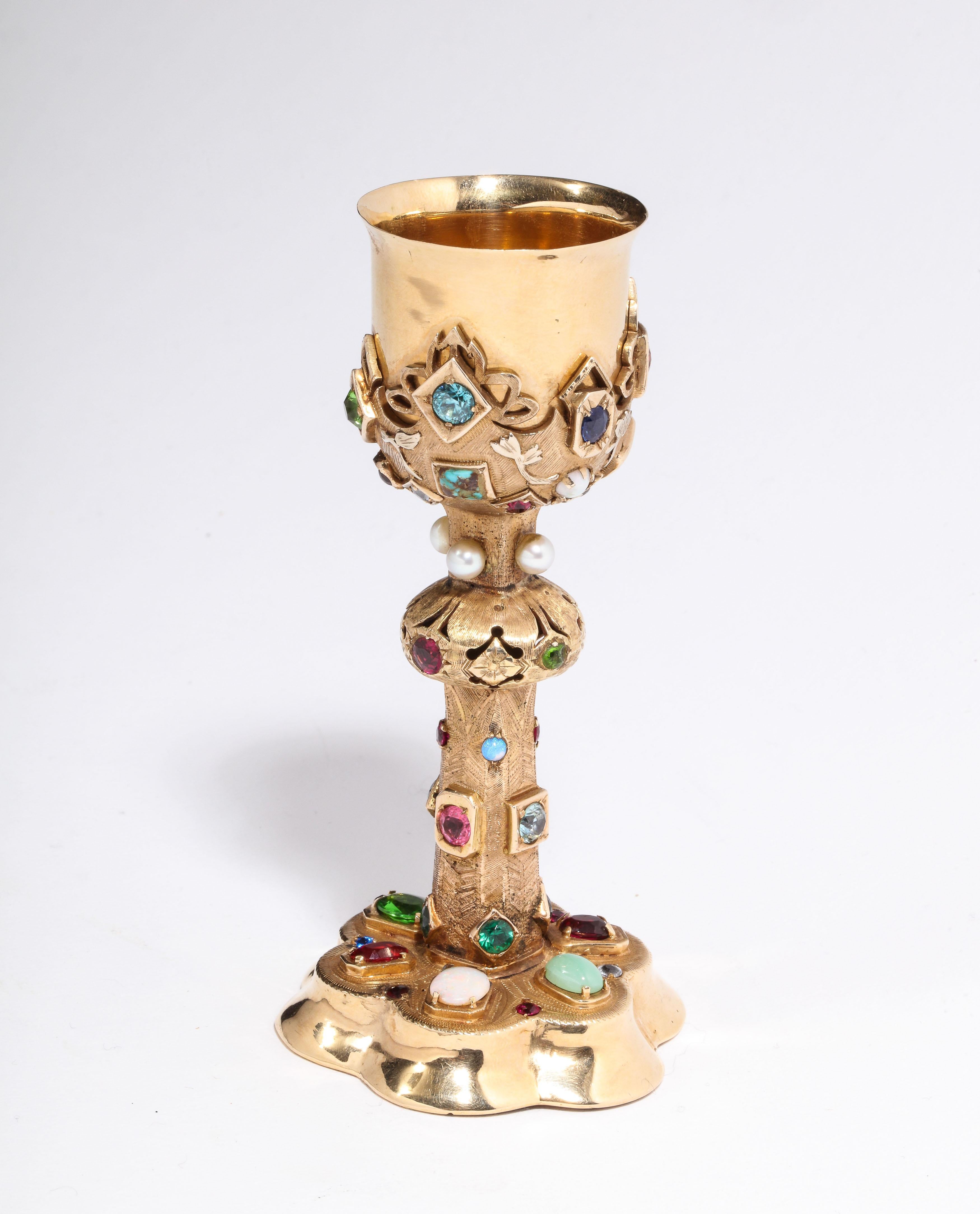 American 14-Karat Yellow Gold and Semi Precious Stone Miniature Chalice Cup In Good Condition In Queens, NY