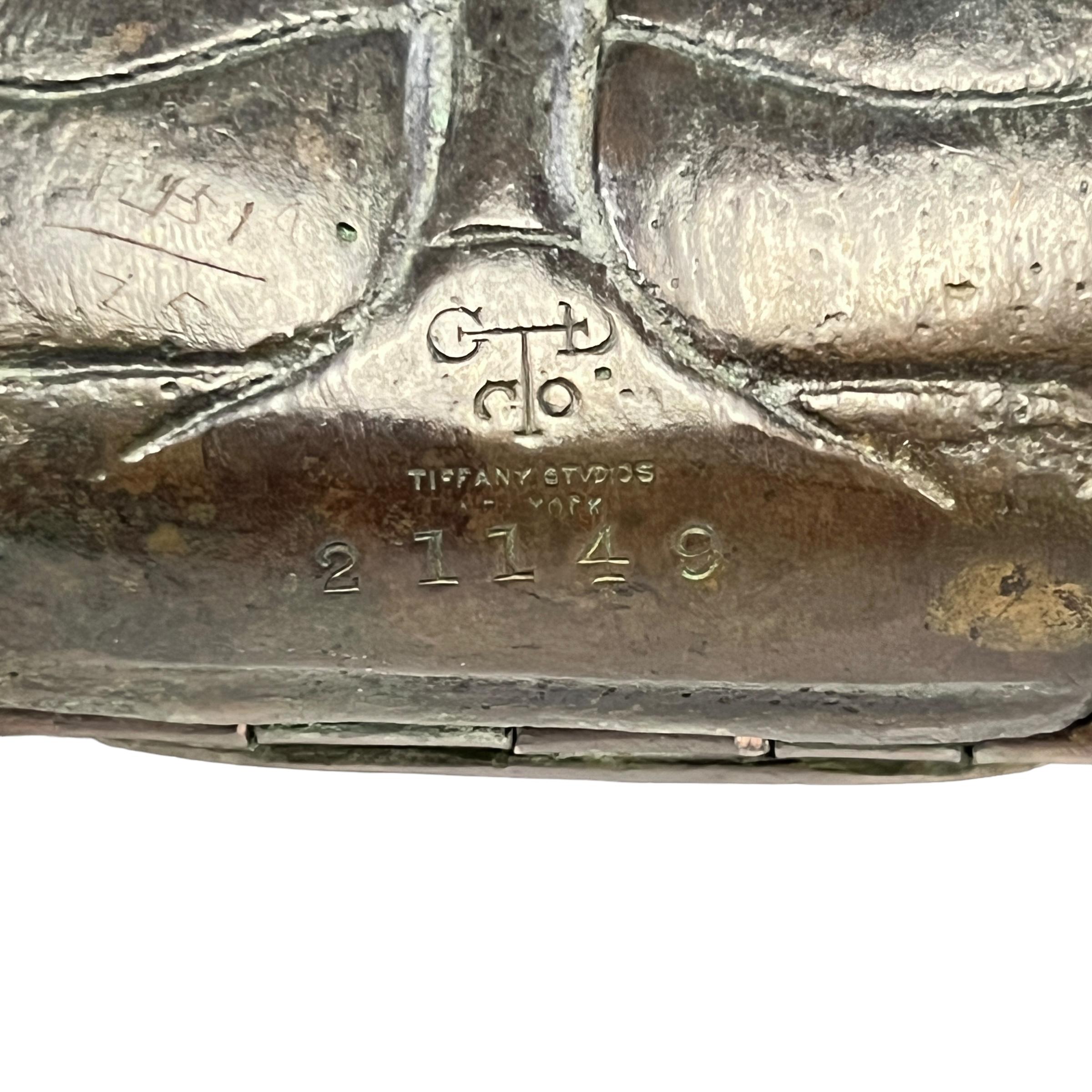 20th Century An American Art Nouveau Bronze Sculptural Blue Crab Inkwell by, Tiffany Studios For Sale