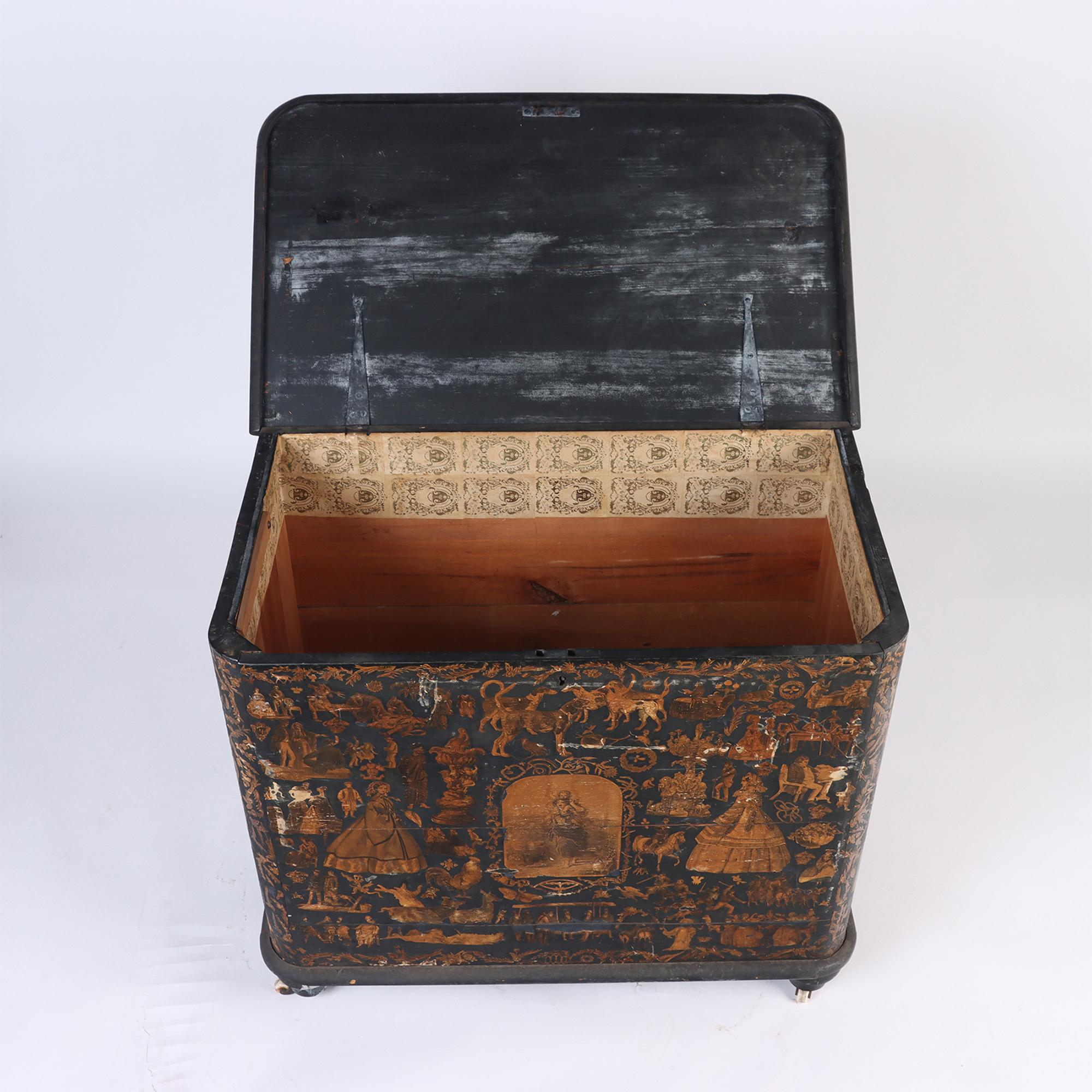 Amerikanische Decoupage-Vintage-Truhe/Sideboard, 19. Jahrhundert im Zustand „Gut“ im Angebot in Philadelphia, PA