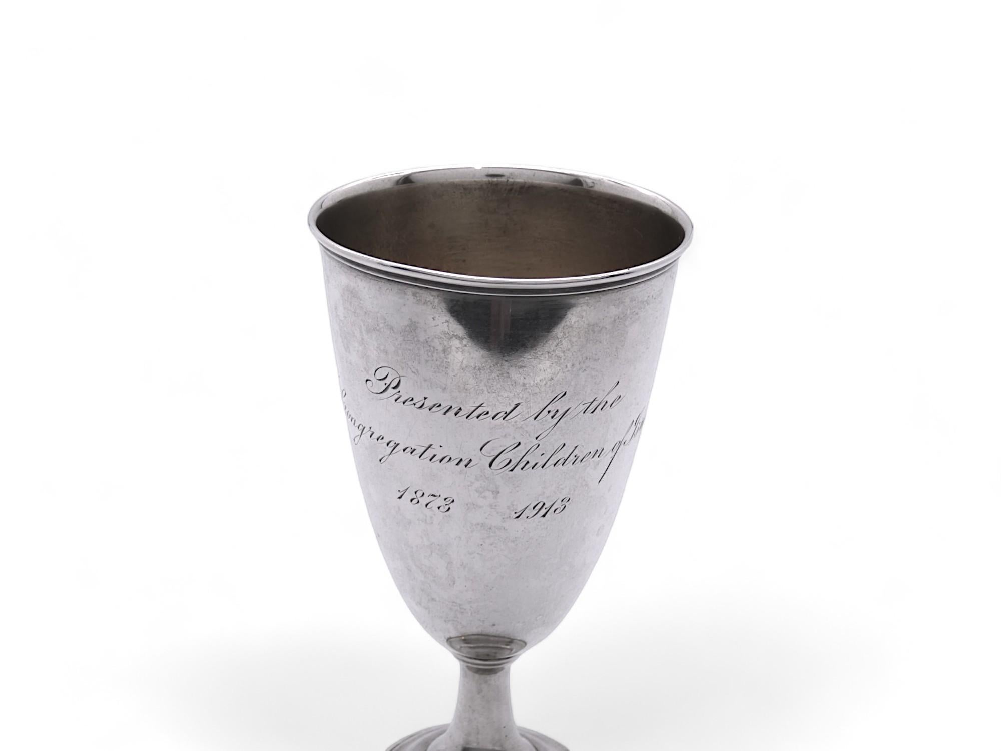 Un calice da kiddush americano in argento Dedic, 1913 In condizioni buone in vendita a New York, NY