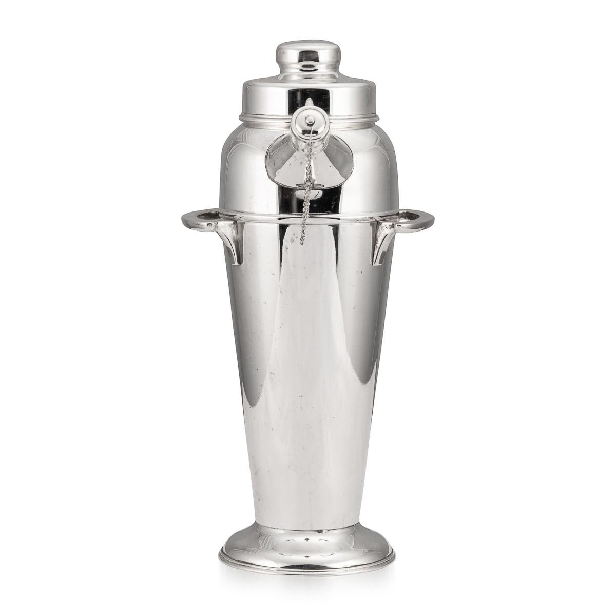 20ième siècle Shaker à cocktail « Figurine Hydrant » de Jumbo américain, vers 1930 en vente