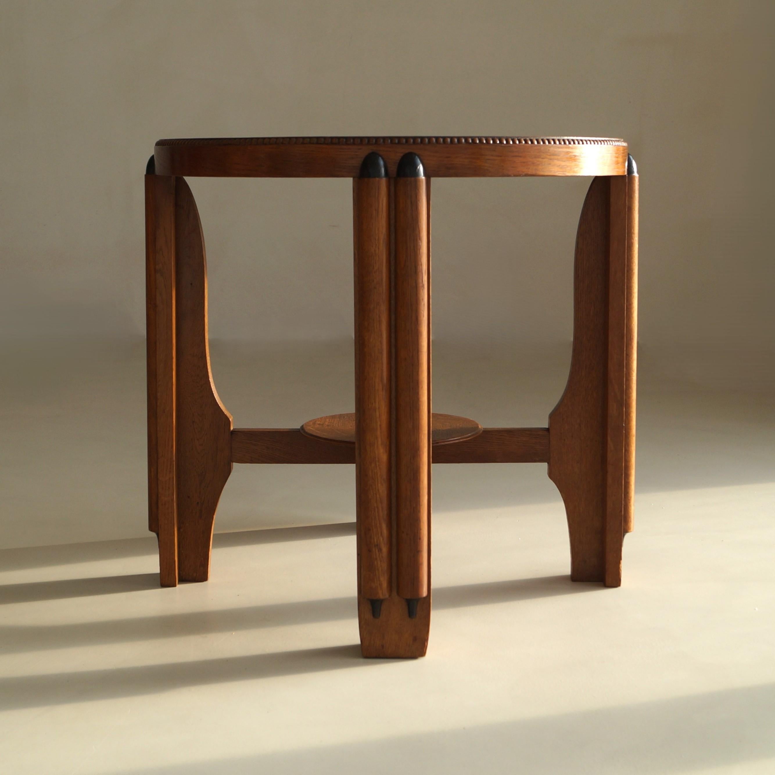 An Amsterdam School Dutch Art Deco side table, 1920s en vente 11