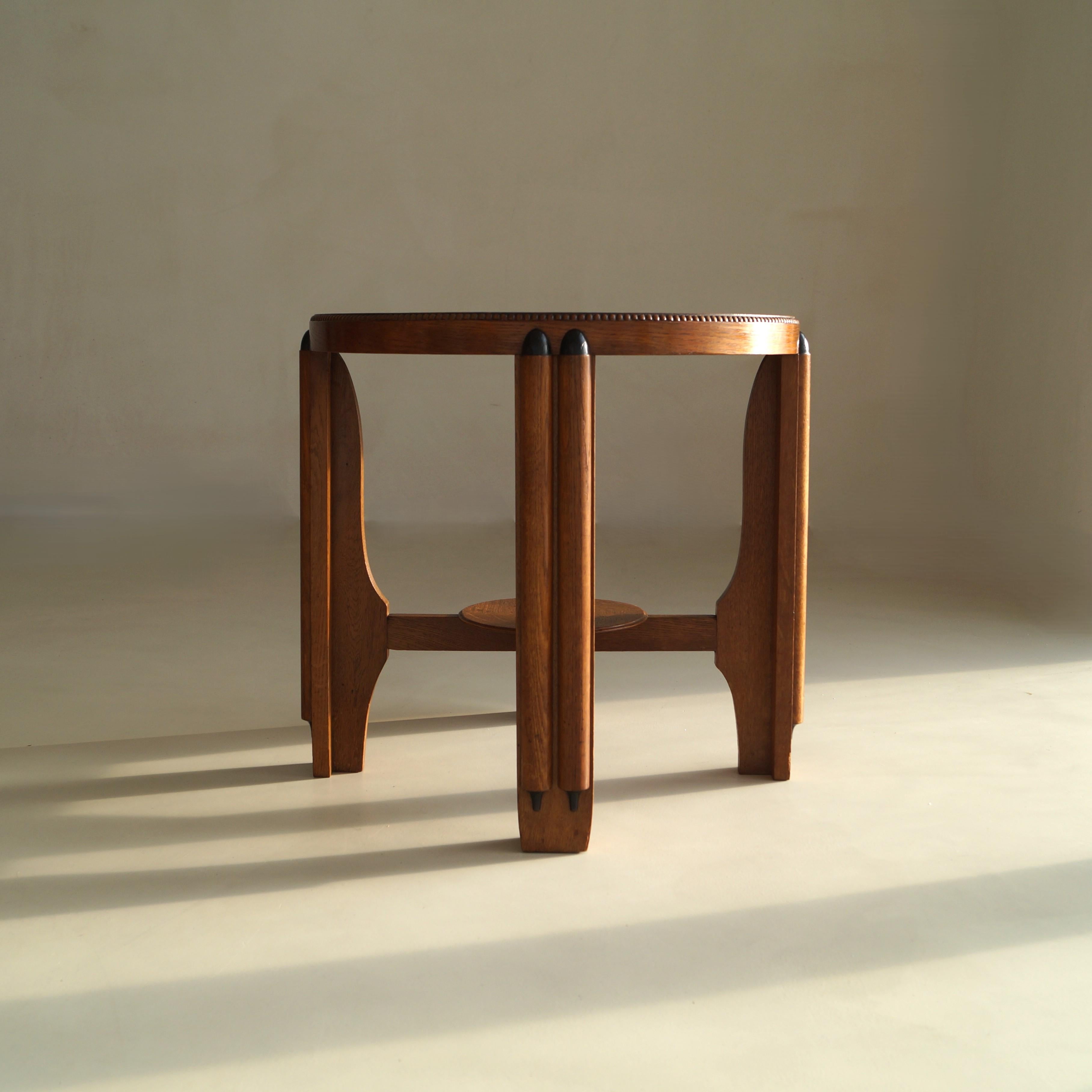 Néerlandais An Amsterdam School Dutch Art Deco side table, 1920s en vente