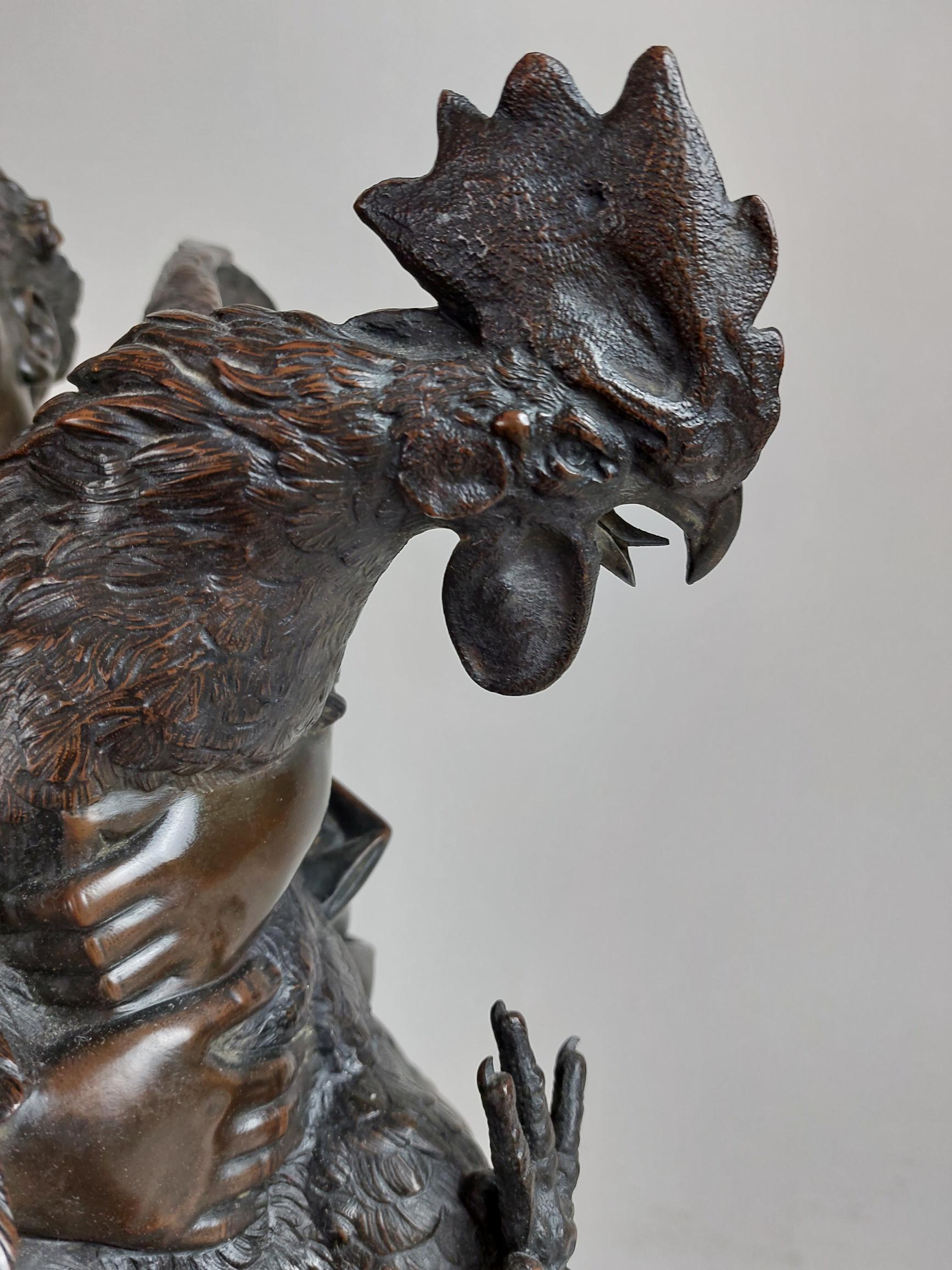 Amusing 19th Century Italian Bronze of a Screaming Baby Holding a Cockerel In Good Condition For Sale In London, GB