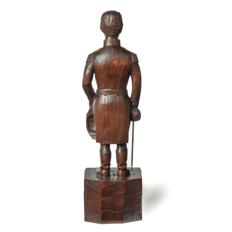 An Anglo-Indian teak carving of Arthur Wellesley Circa 1803 In Good Condition For Sale In Lymington, Hampshire
