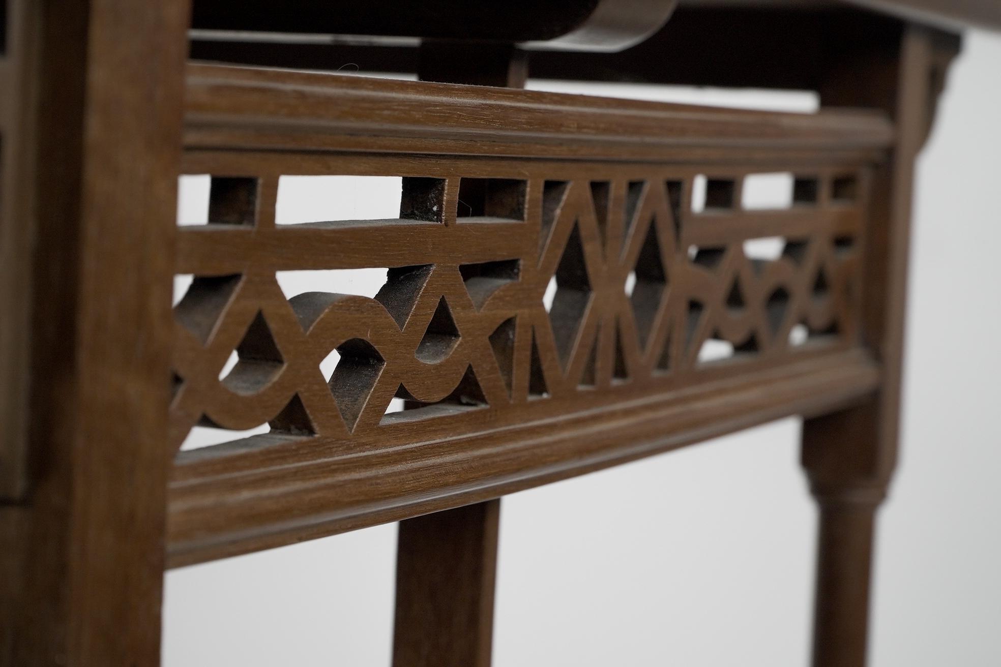 An Anglo-Japanese beech wood side table with fretwork &pagoda style turned rails For Sale 9