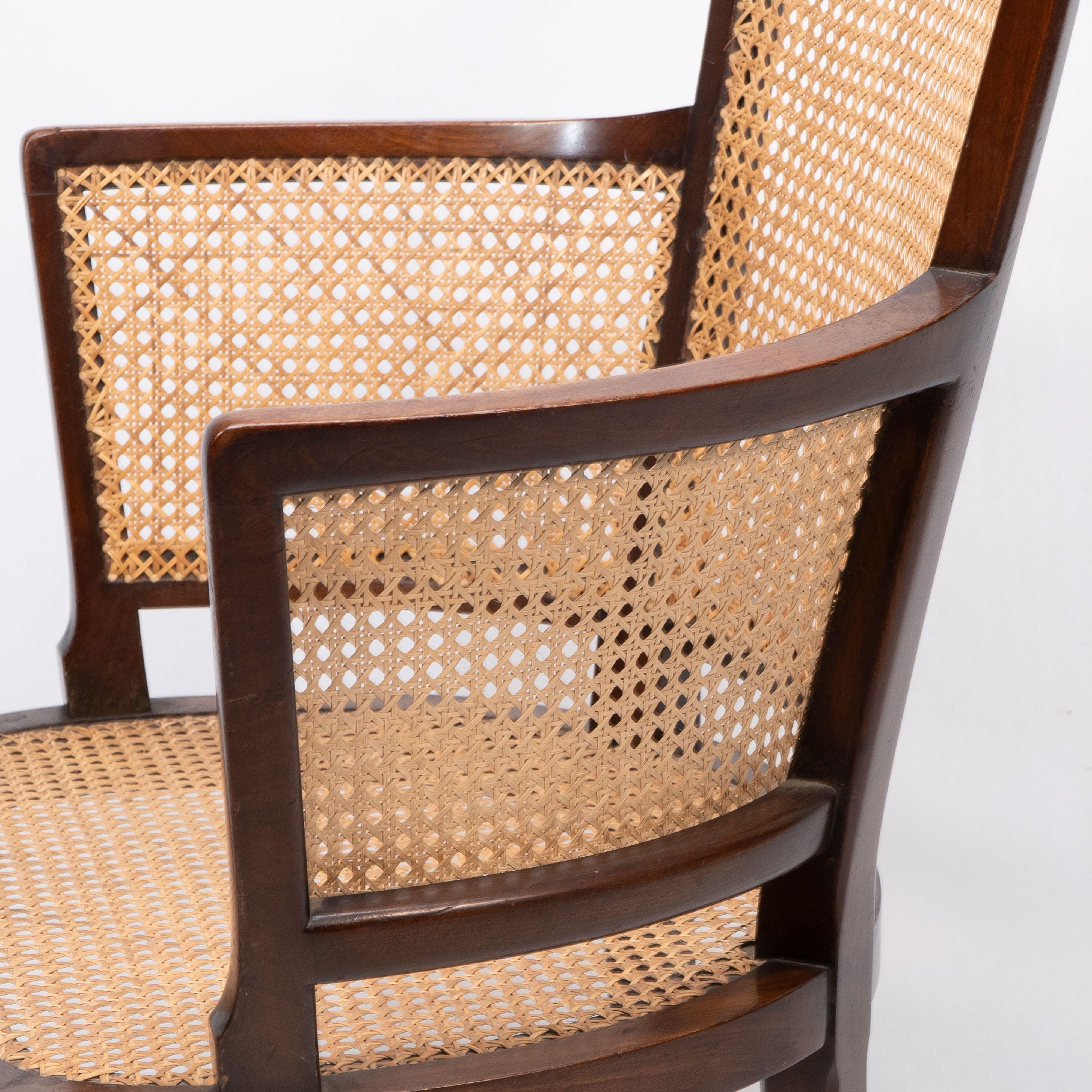 Fauteuil anglo-japonais en cannage en vente 2