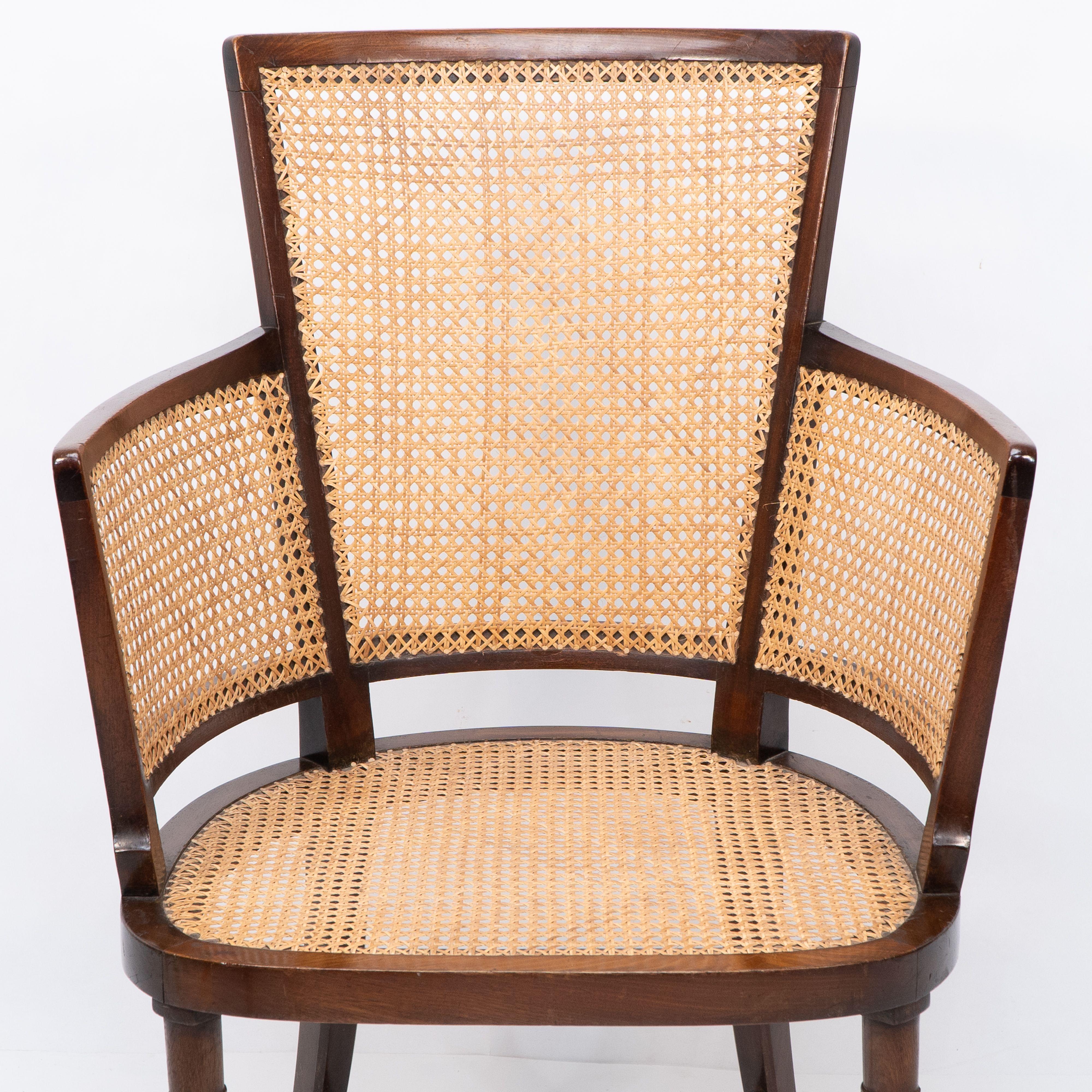 Fauteuil anglo-japonais en cannage Bon état - En vente à London, GB