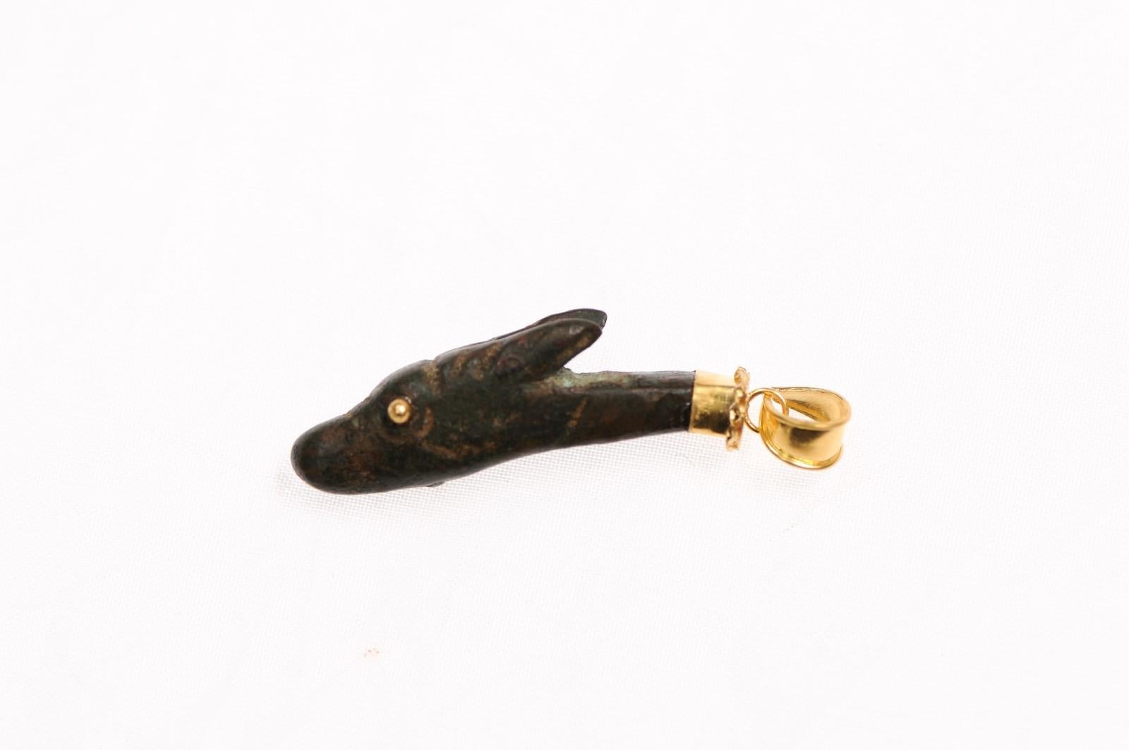 Charm orizzontale con corna di animale (solo ciondolo) in oro 21 carati in vendita 1
