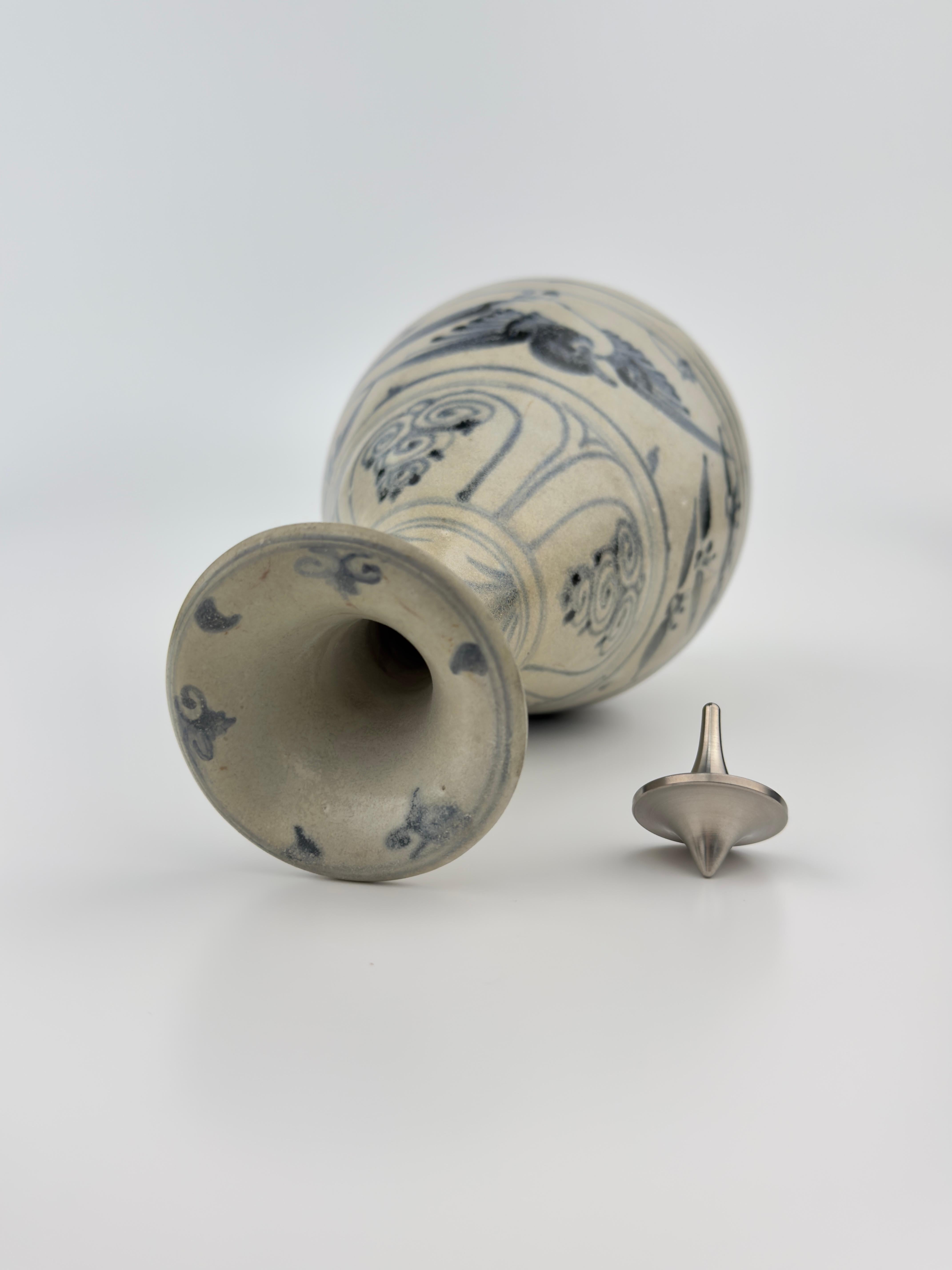 An Annamese stoneware with cobalt blue, Hoi An Hoard, Late 15th century In Good Condition For Sale In seoul, KR