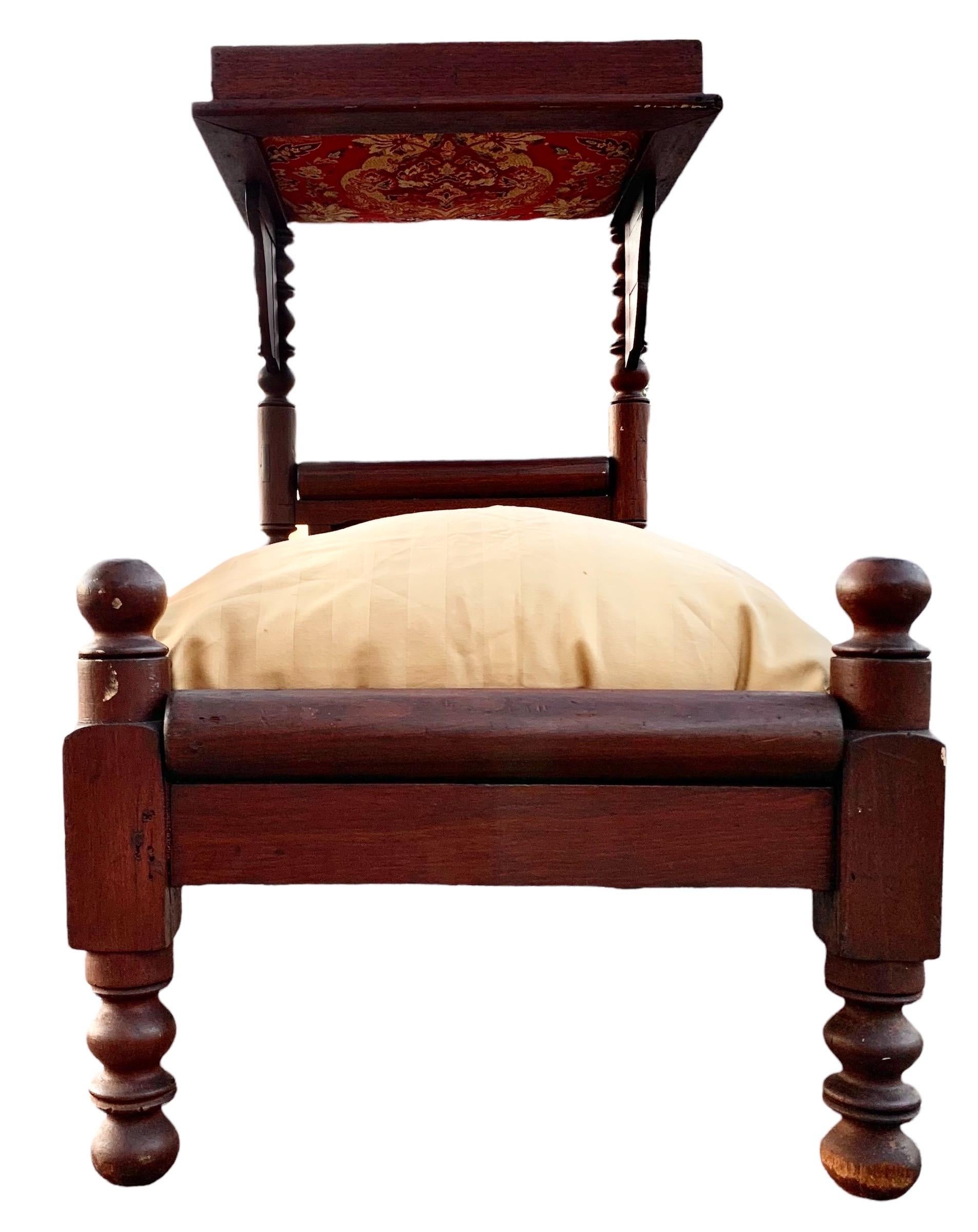 Antique 19th Century American Carved Walnut Doll Bed 4