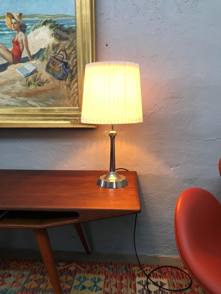 Antique Art Deco Table Lamp from the 1920s For Sale 7