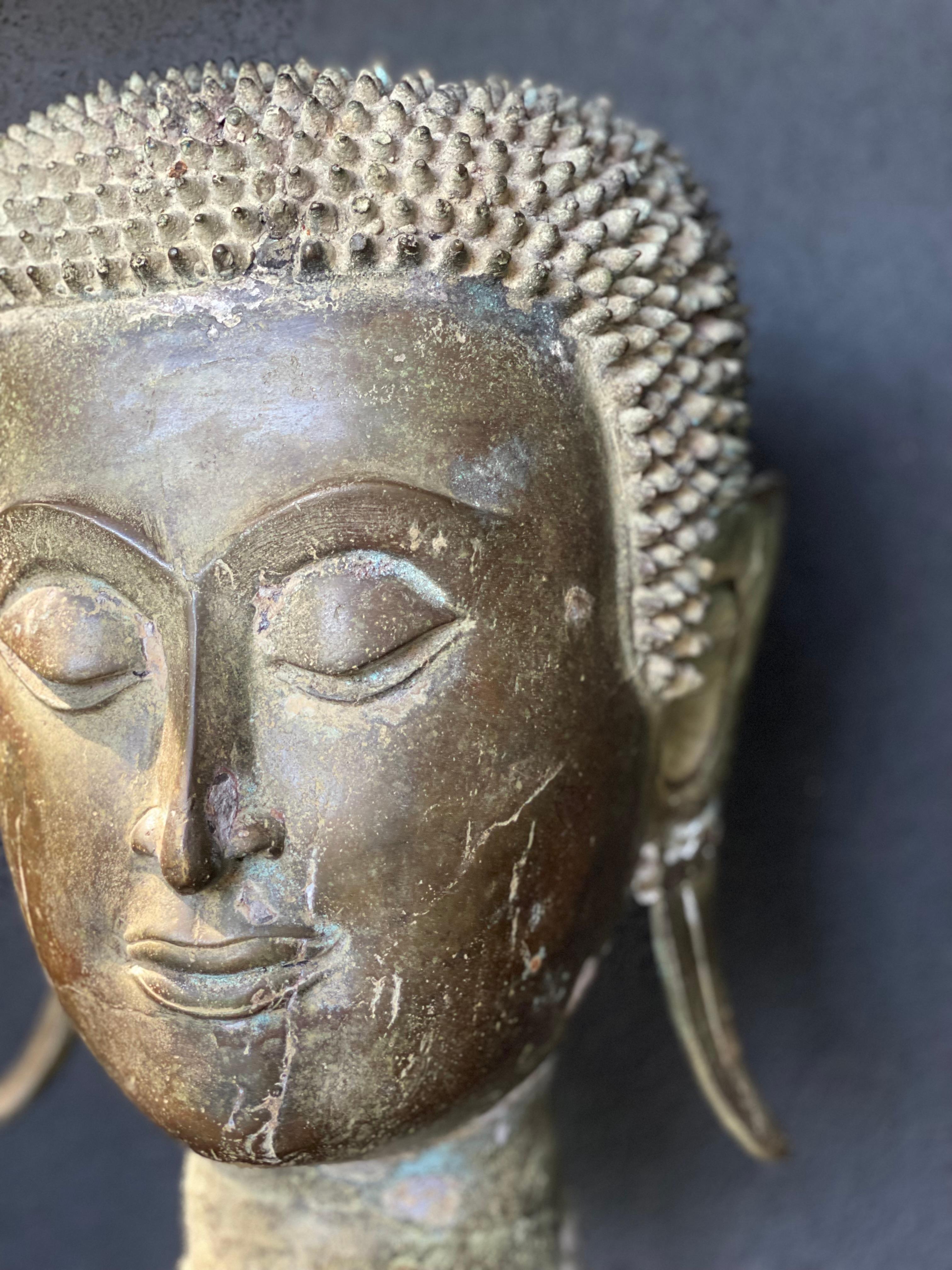 An antique Bronze Buddha Head 5
