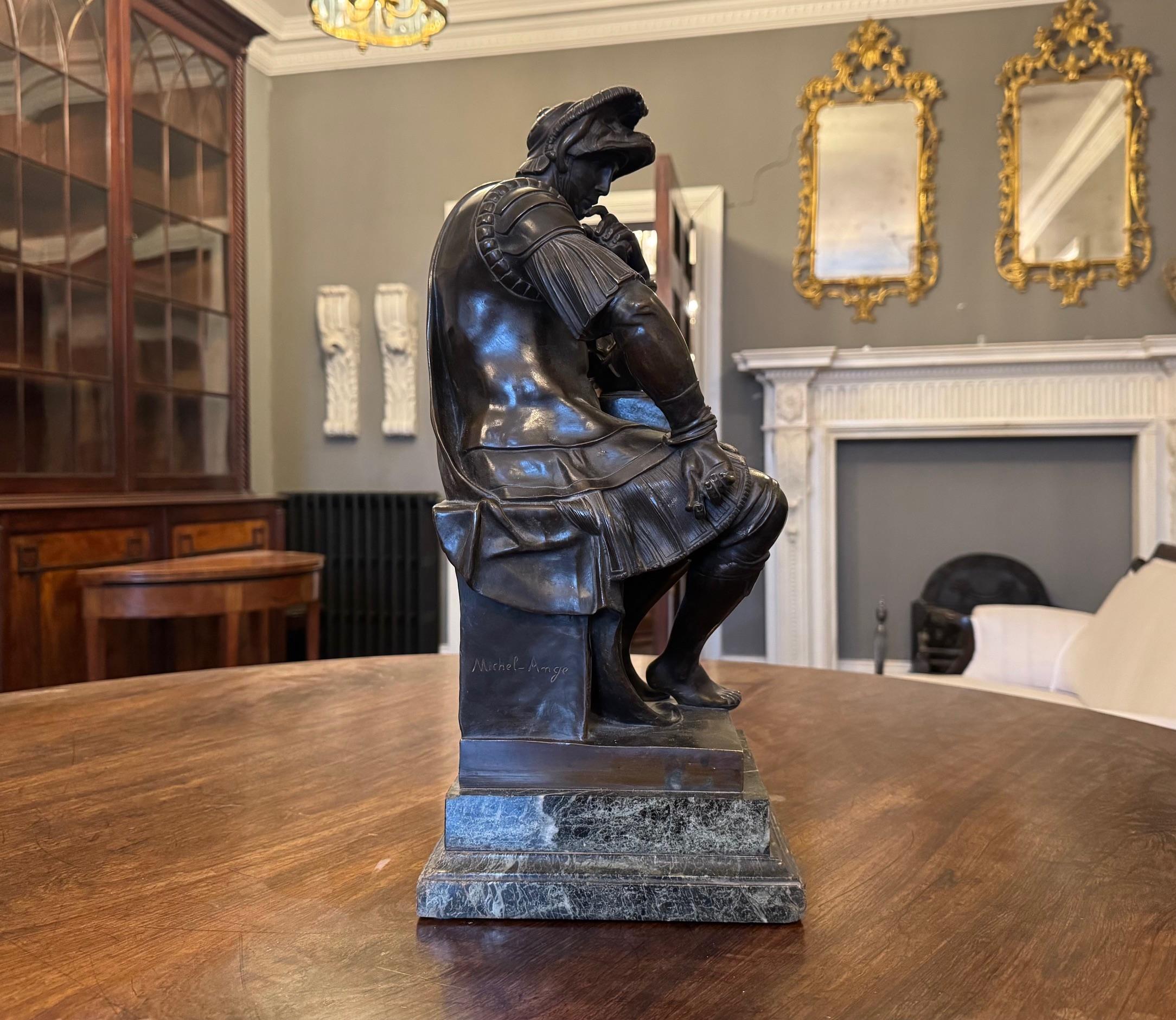 Figura antigua de bronce de Lorenzo de Médicis, según Miguel Ángel en Bueno estado para la venta en Tyrone, Northern Ireland