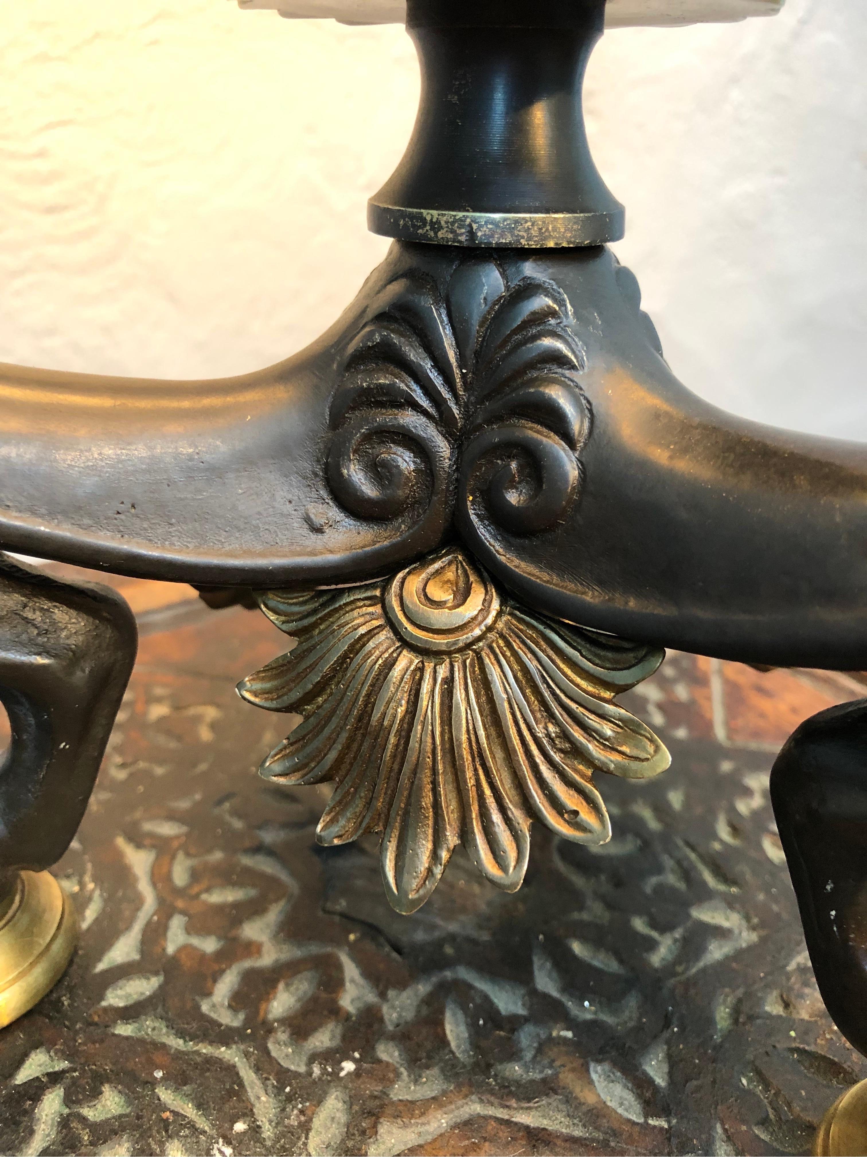 Lampe de table à candélabre Napoléon III en bronze ancien des années 1800 en vente 3
