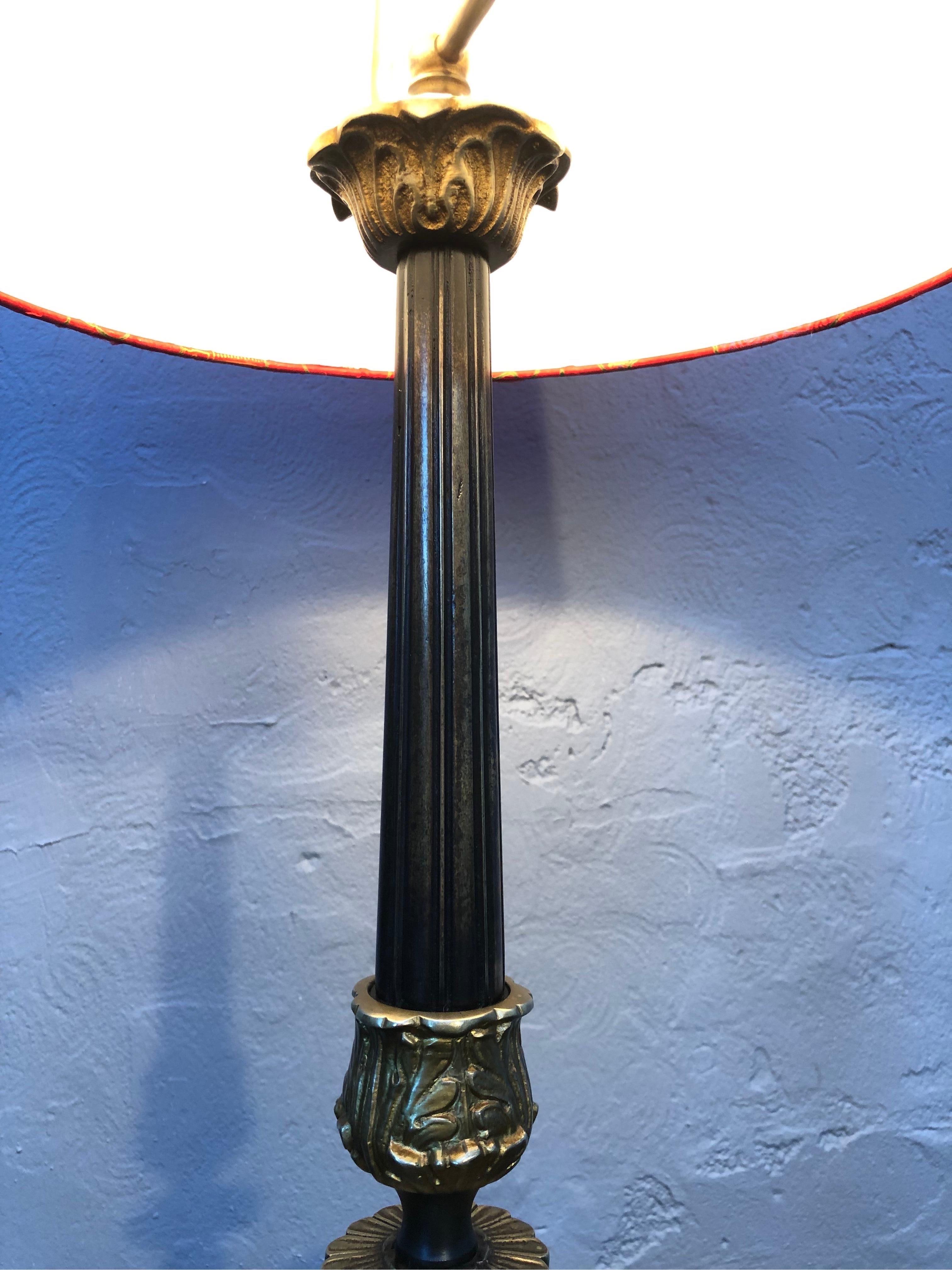 Lampe de table à candélabre Napoléon III en bronze ancien des années 1800 en vente 1