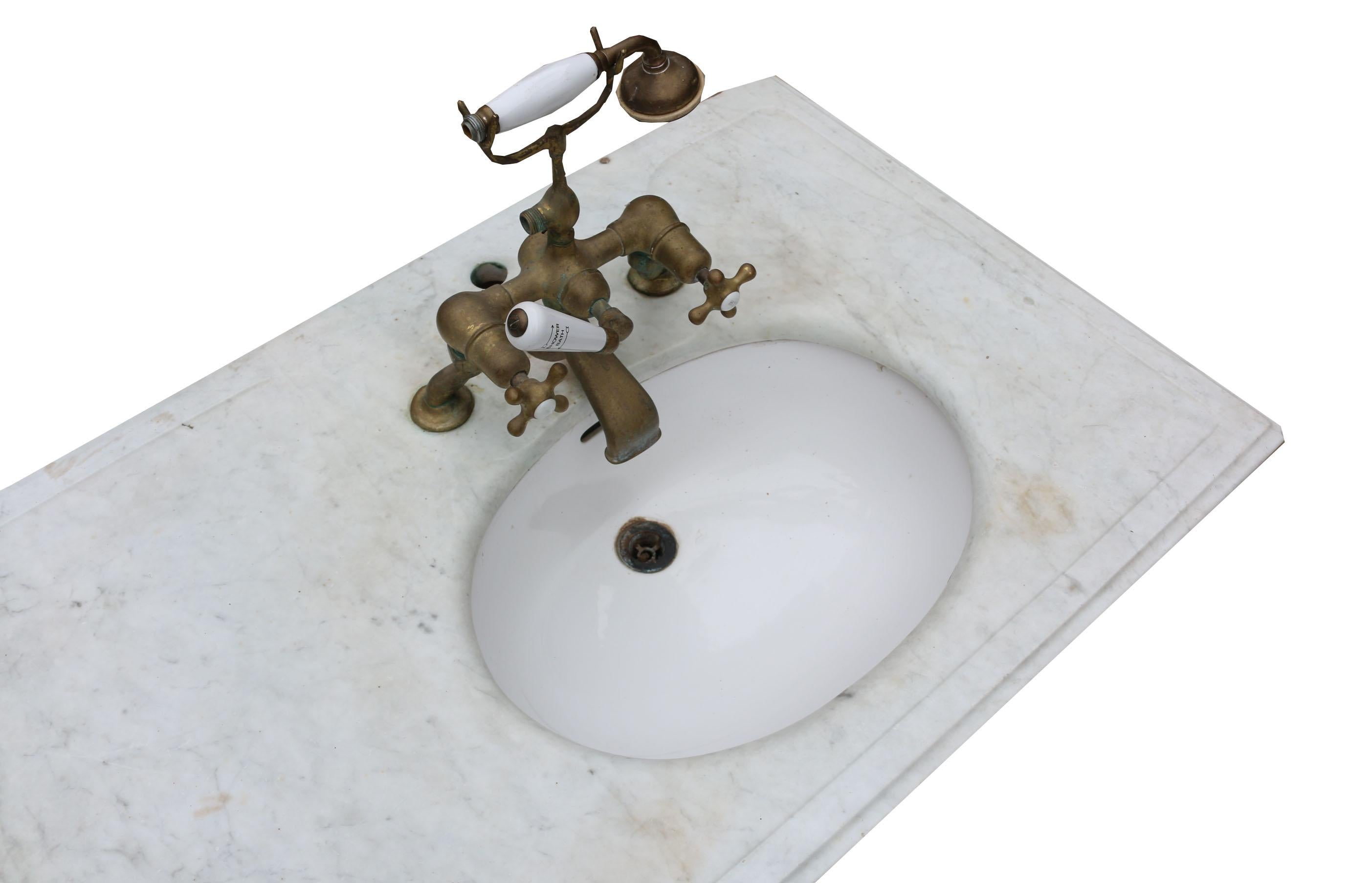 Marbre Double vasque en marbre de Carrare antique en vente